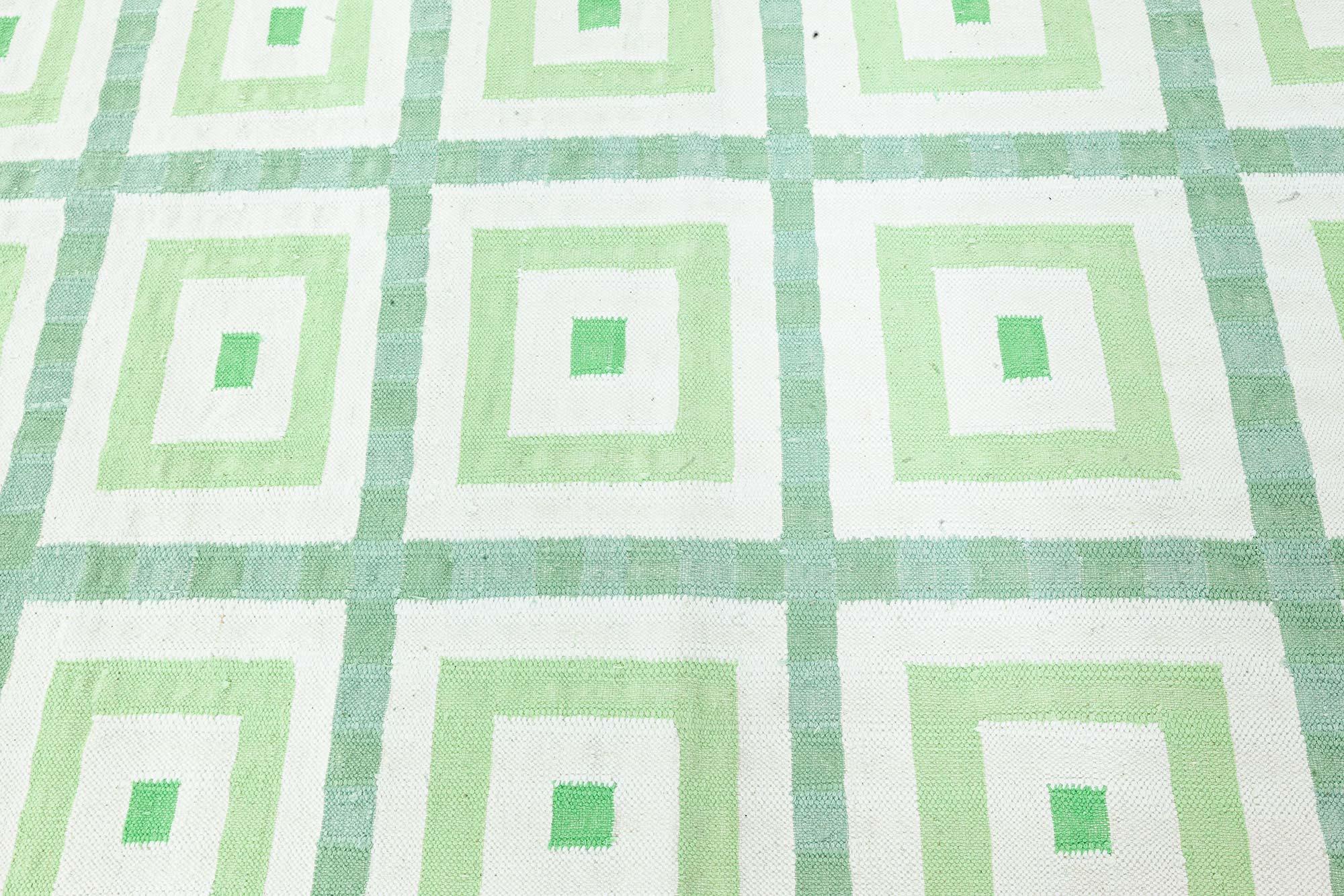 20th Century Doris Leslie Blau Vintage Indian Dhurrie Green Beige Rug For Sale