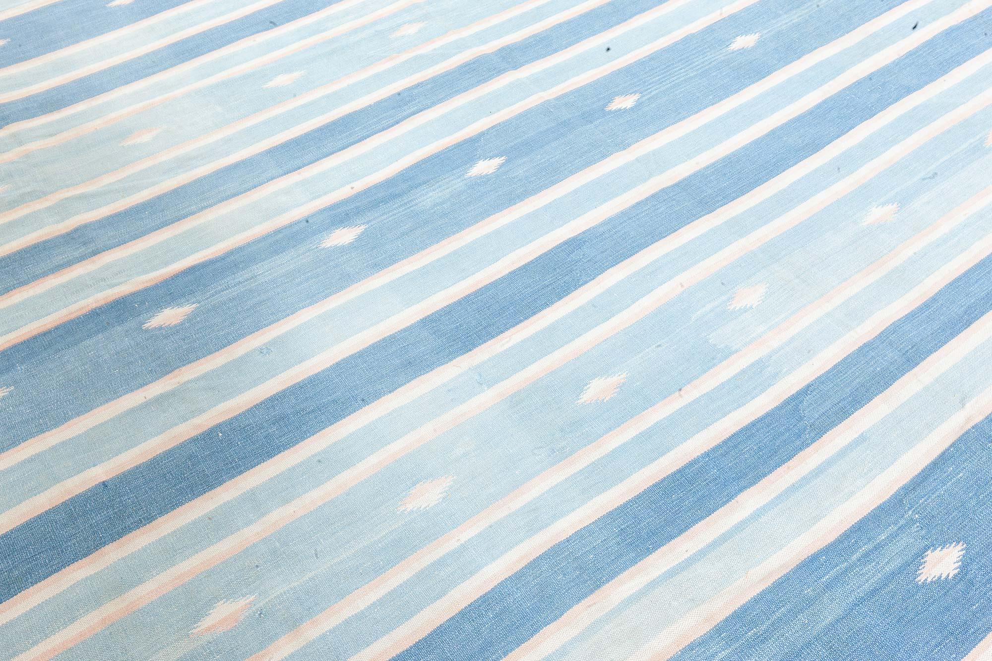 Doris Leslie Blau Vintage Indian Dhurrie Rug In Good Condition For Sale In New York, NY