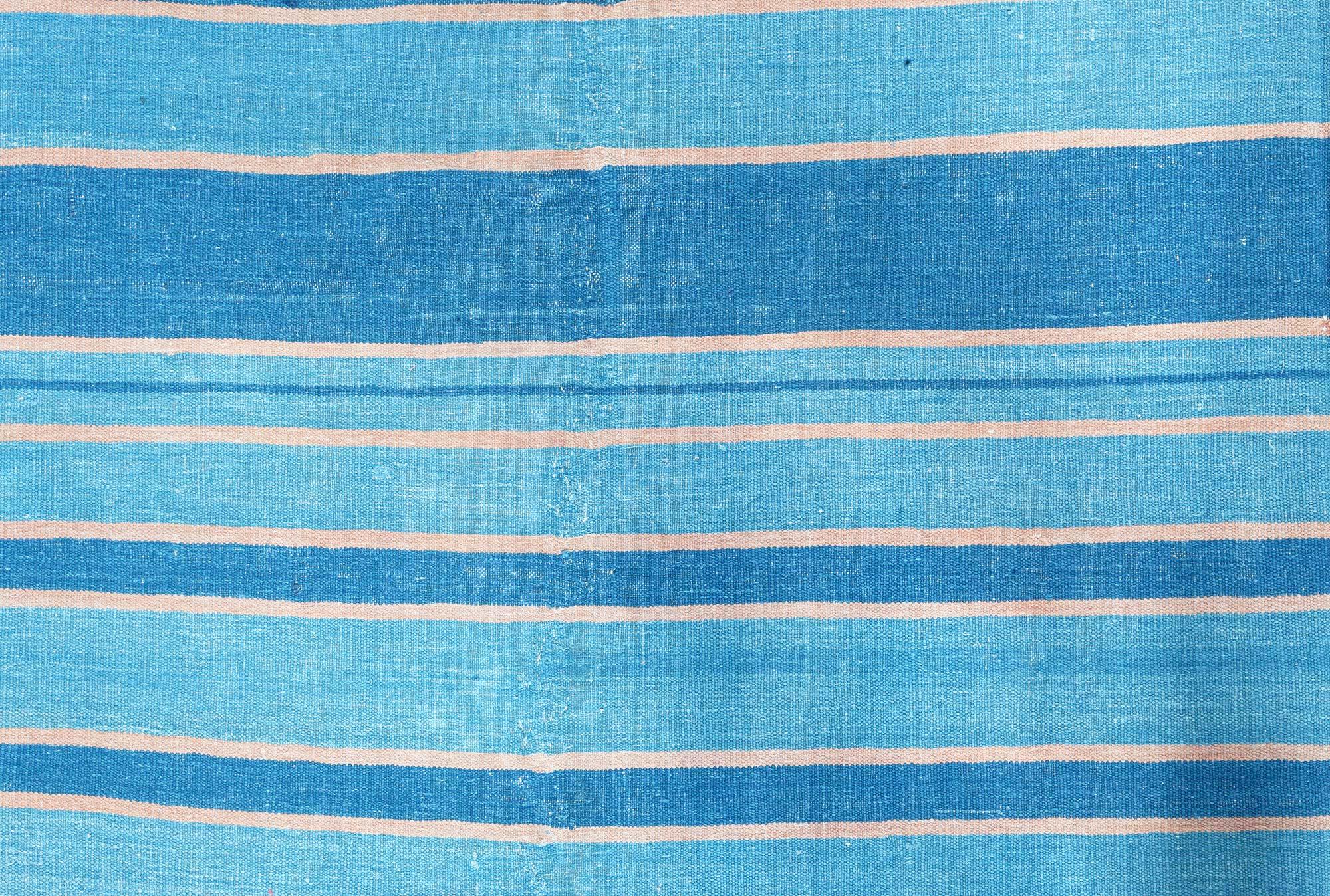 Tappeto Doris Leslie Blau Vintage Indian Dhurrie a righe blu In condizioni buone in vendita a New York, NY