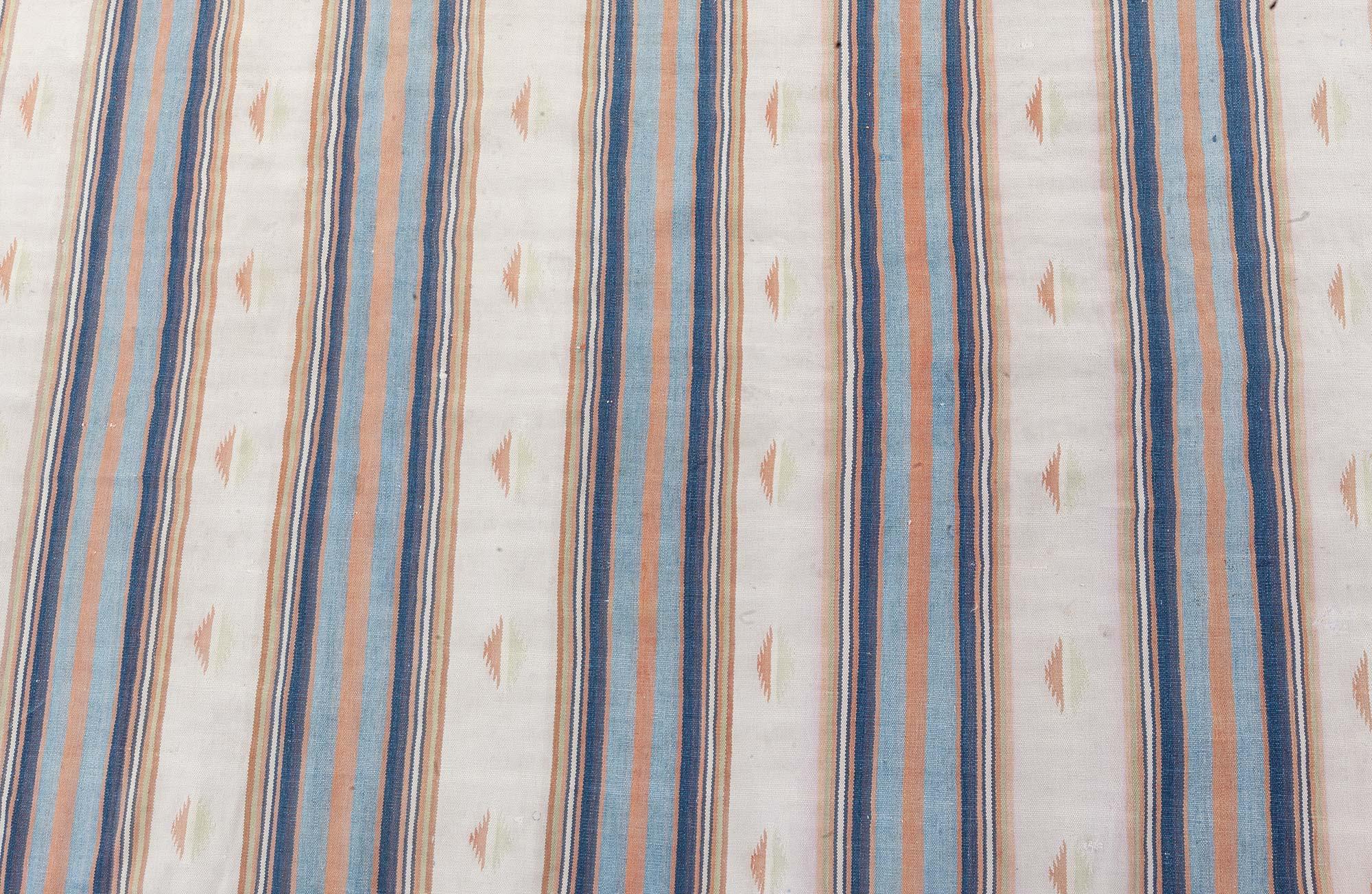 Doris Leslie Blau gestreifter indischer Dhurrie Vintage-Teppich in Vintage (Indisch) im Angebot