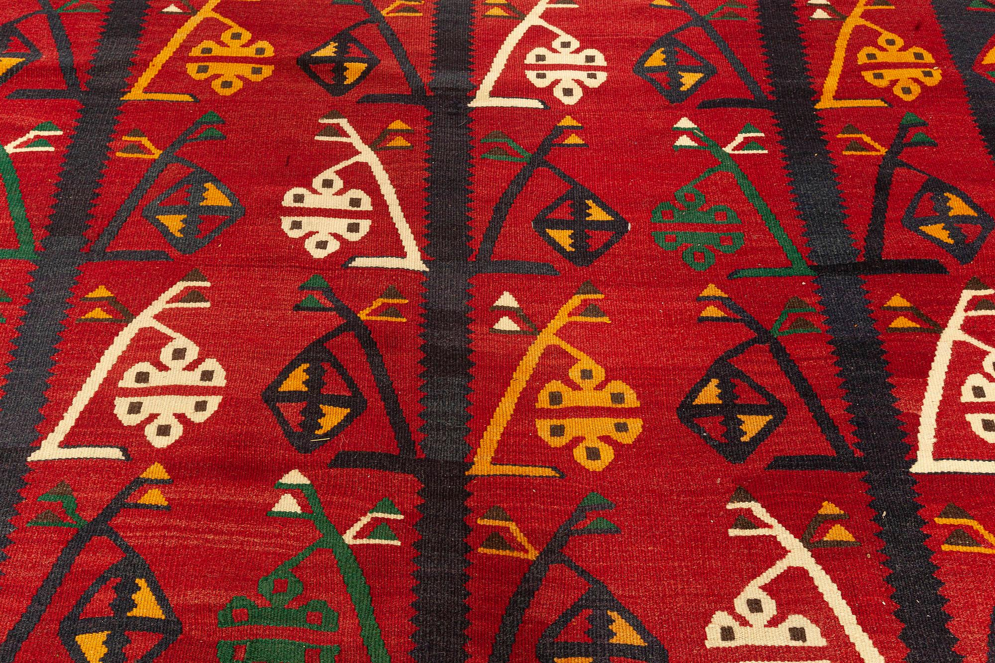 Einzigartiger Vintage-Kilim-Teppich in Beige, Blau, Grün, Rot und Gelb.
Größe: 9'10