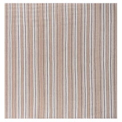 Doris Leslie Blau Persischer Vintage-Kilim-Teppich - Dezente Streifen in Naturtönen