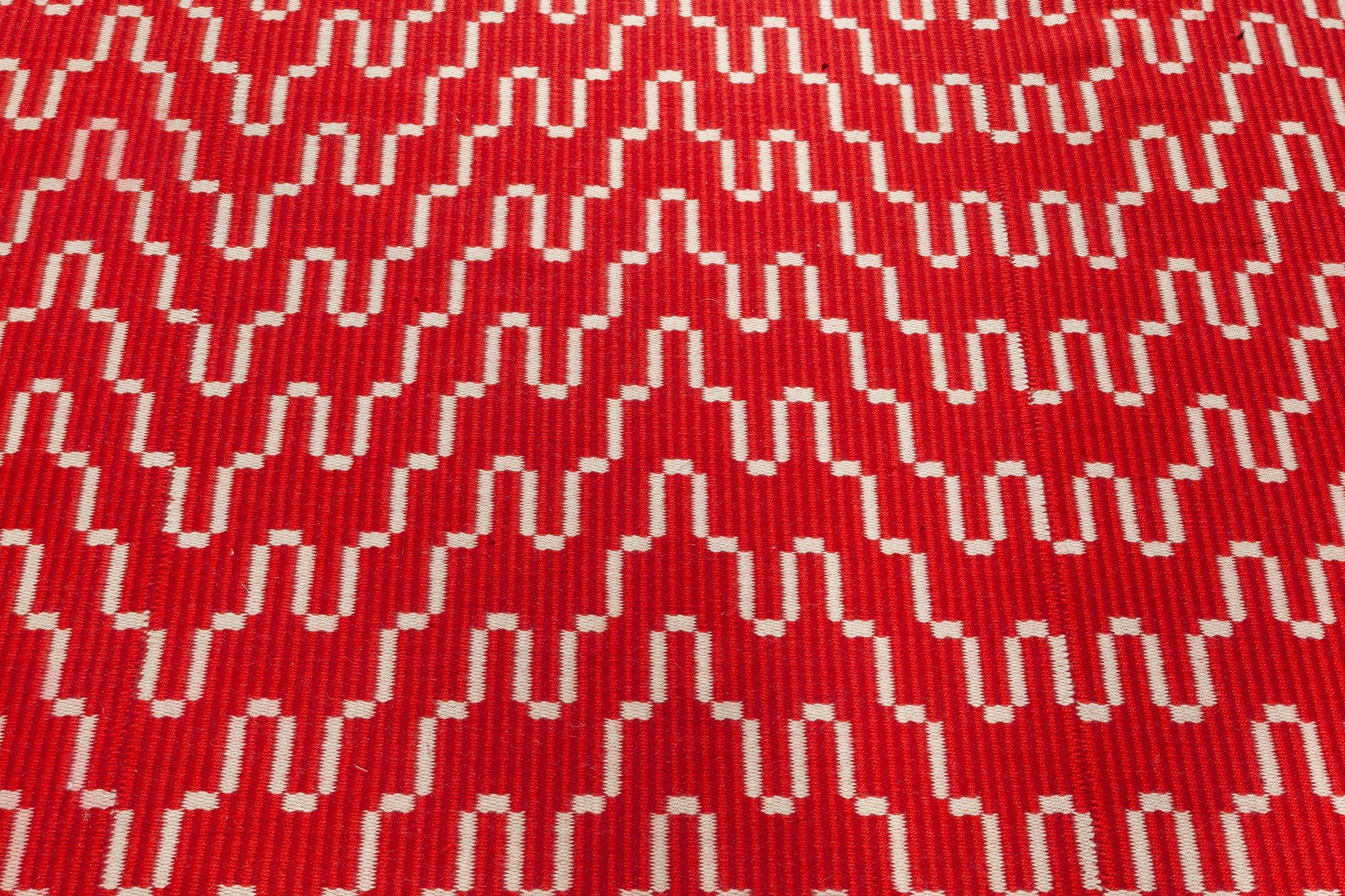 Tappeto rosso d'epoca a tessitura piatta e a doppia faccia
Dimensioni: 9'8