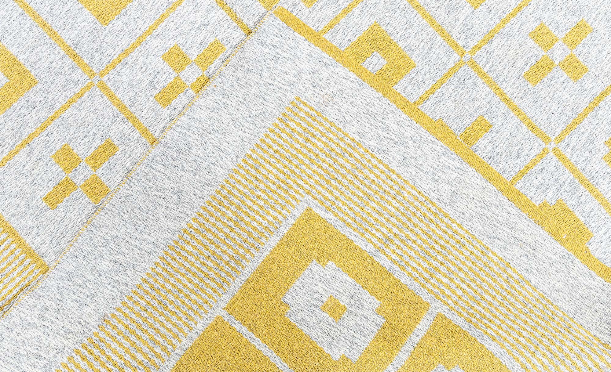 Tappeto Doris Leslie Blau Vintage reversibile Geometrico Giallo Svedese in vendita 3