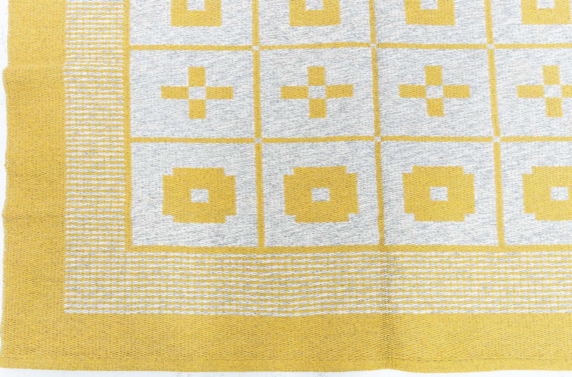 Tappeto Doris Leslie Blau Vintage reversibile Geometrico Giallo Svedese in vendita 1