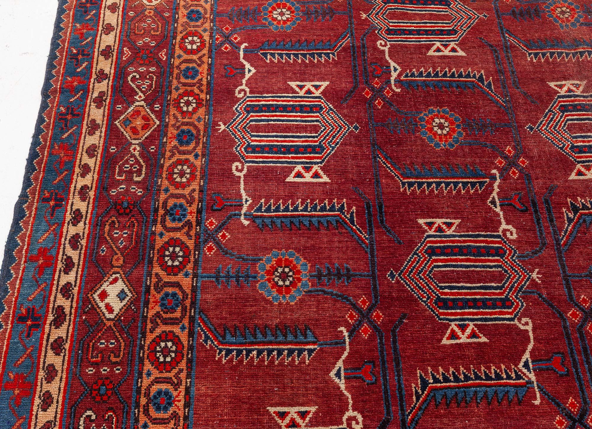 Doris Leslie Blau Midcentury Samarkand Rot Handgefertigter Wollteppich (Wolle) im Angebot