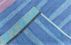 Tappeto vintage scandinavo in lana a trama piatta, con motivo astratto color lavanda, di Doris Leslie Blau