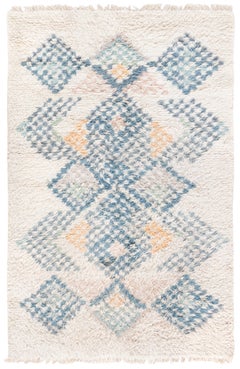 Doris Leslie Blau Vintage Scandinavian Geometric Cream Hand-Knotted Rug Pile