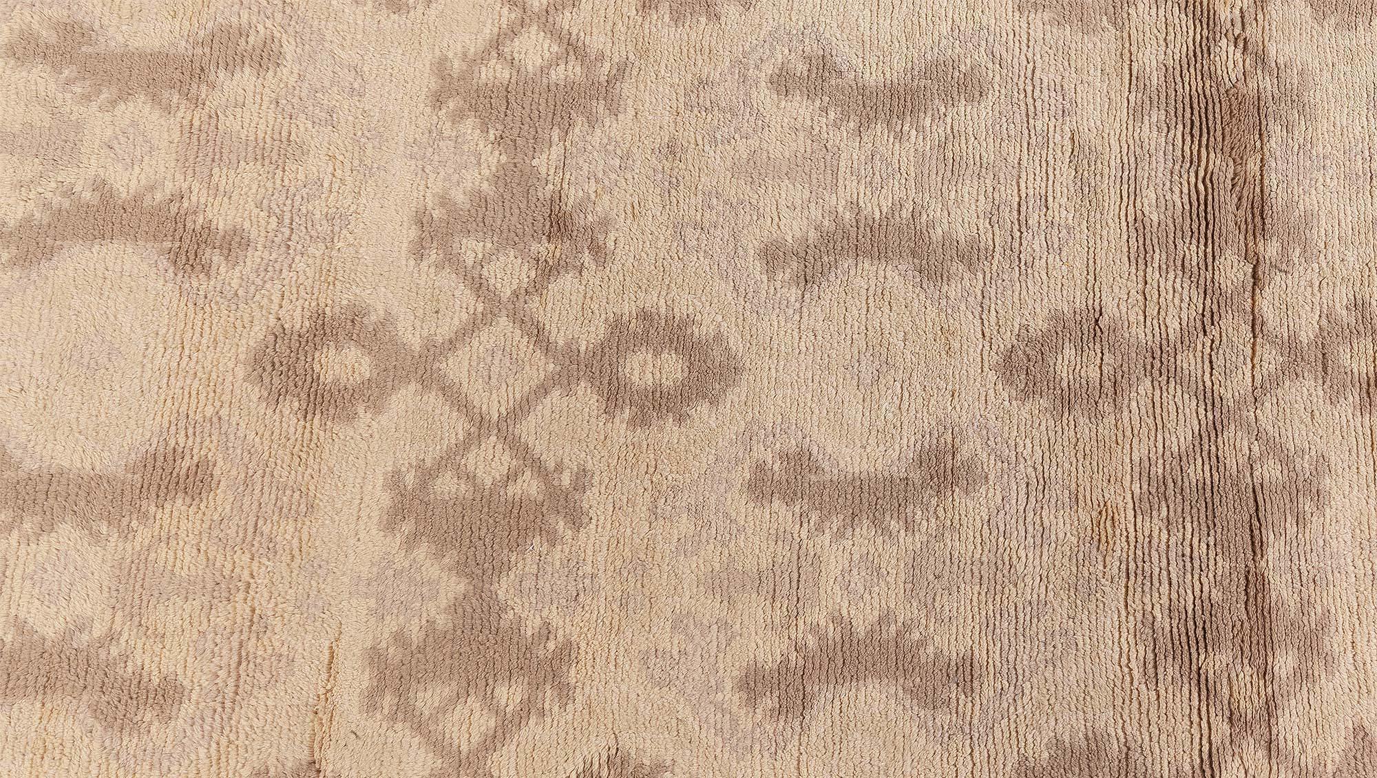Hand-Woven Doris Leslie Blau Vintage Spanish Beige Handmade Wool Rug For Sale