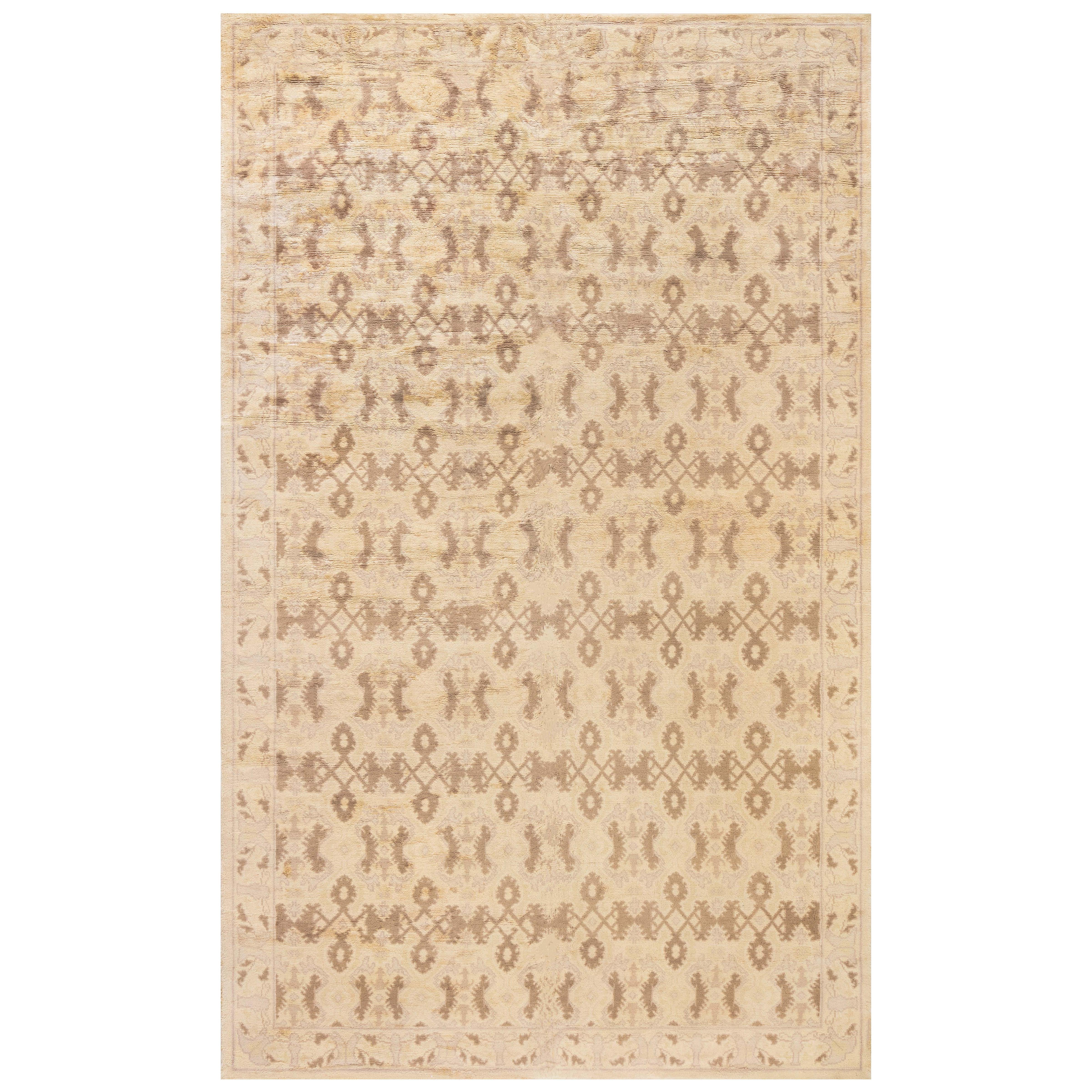Doris Leslie Blau Alfombra española vintage de lana beige hecha a mano