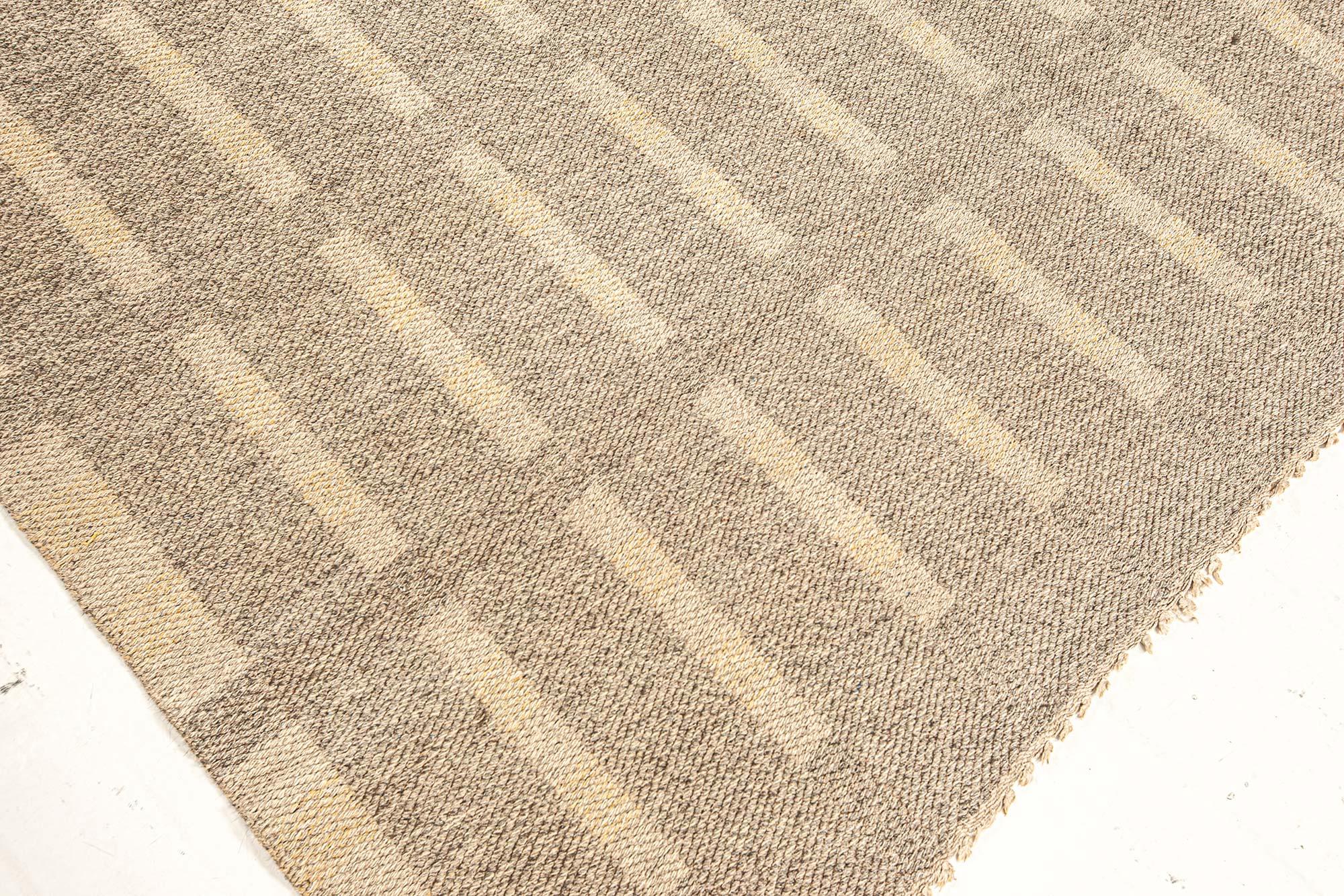 Vintage Swedish Double-Sided Flat Weave Rug
Size: 9'2