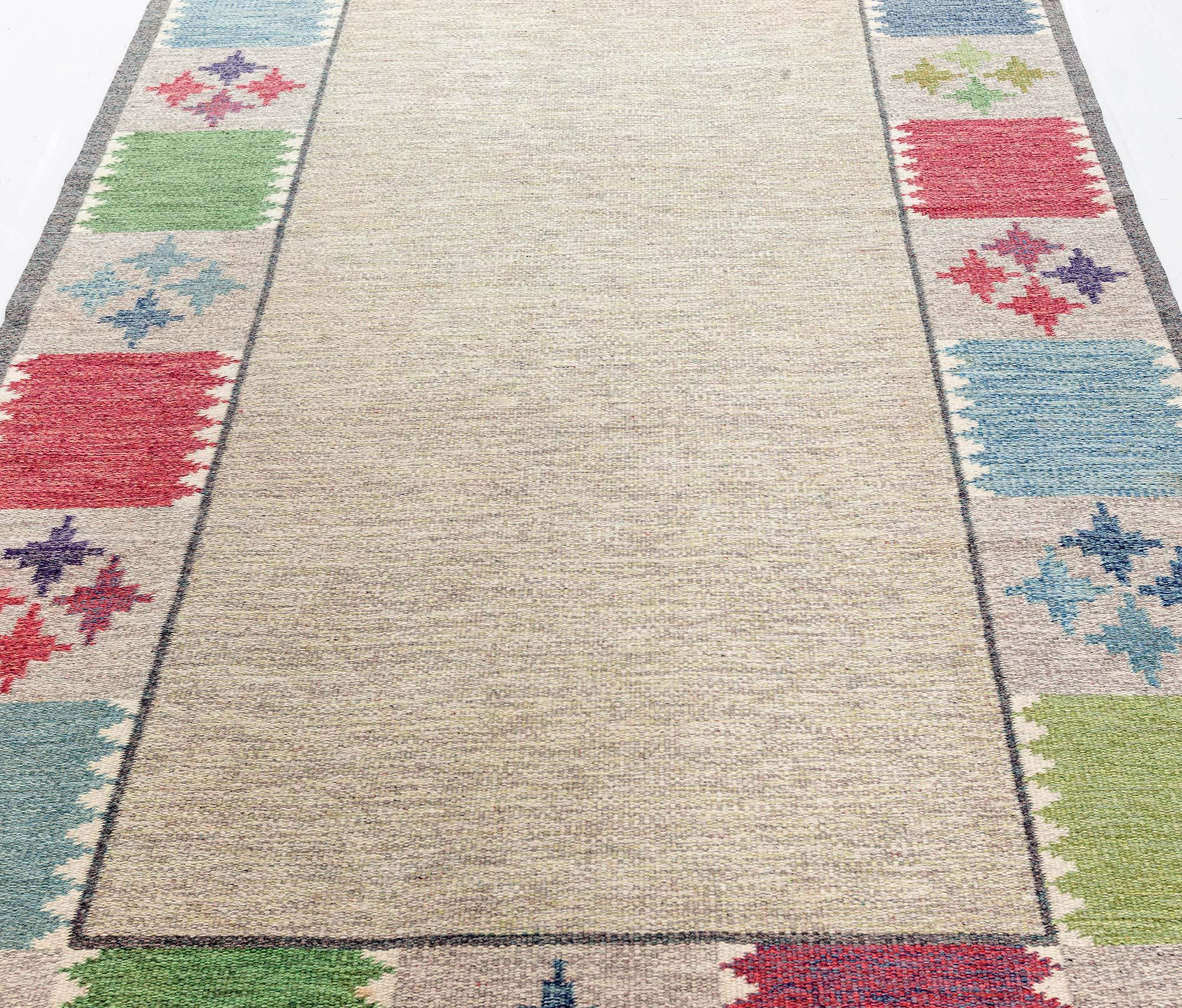 Doris Leslie Blauer schwedischer Flachgewebe-Teppich von Bitte Ahlgren, signiert „BA“ (Handgewebt) im Angebot