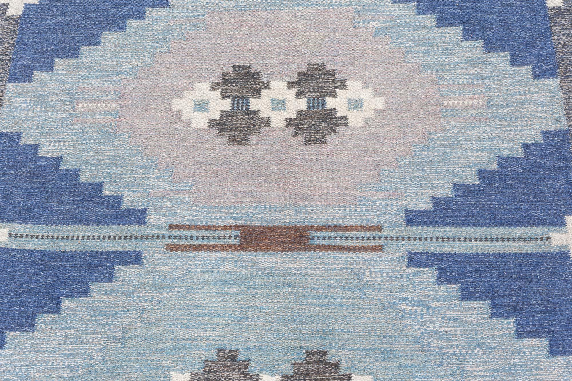 Vintage Swedish Flat-Weave Rug by Ingegerd Silow
Size: 4'7