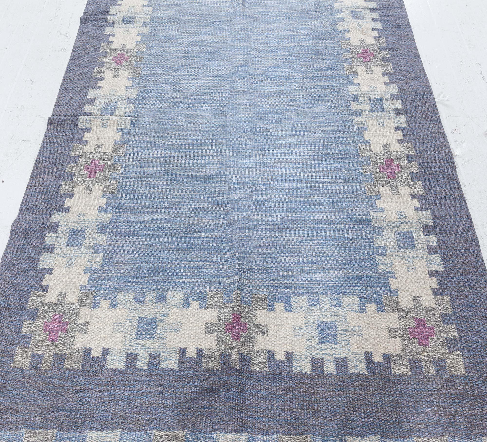 Doris Leslie Blau Vintage Swedish Flat Weave Rug by Ingegerd Silow, Signed “I.S. In Good Condition For Sale In New York, NY