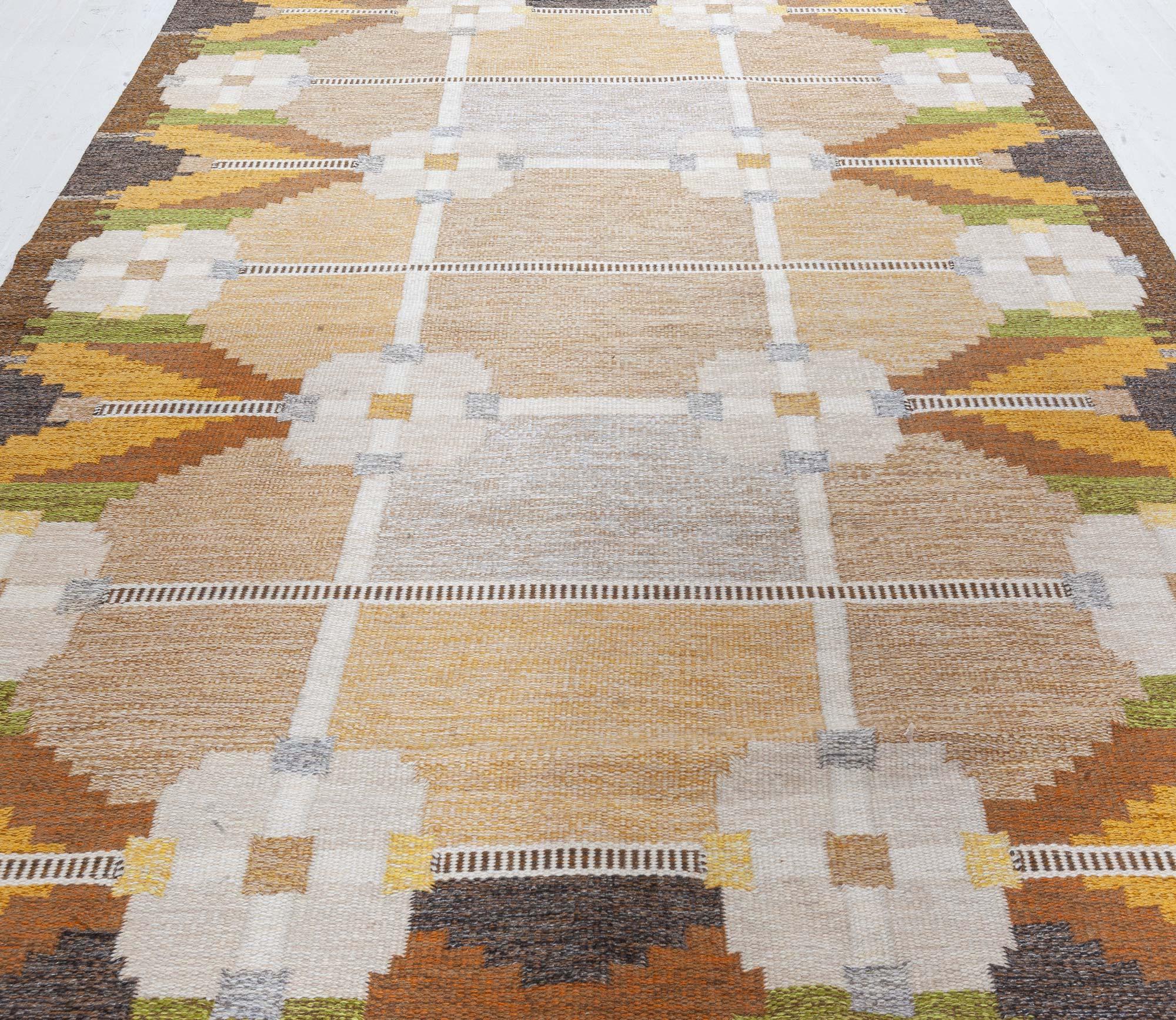 Vintage Swedish Flat Weave Rug by Ingegerd Silow
Size: 6'5