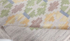 Tapis suédois vintage tissé à plat Doris Leslie Blau par Judith Johansson