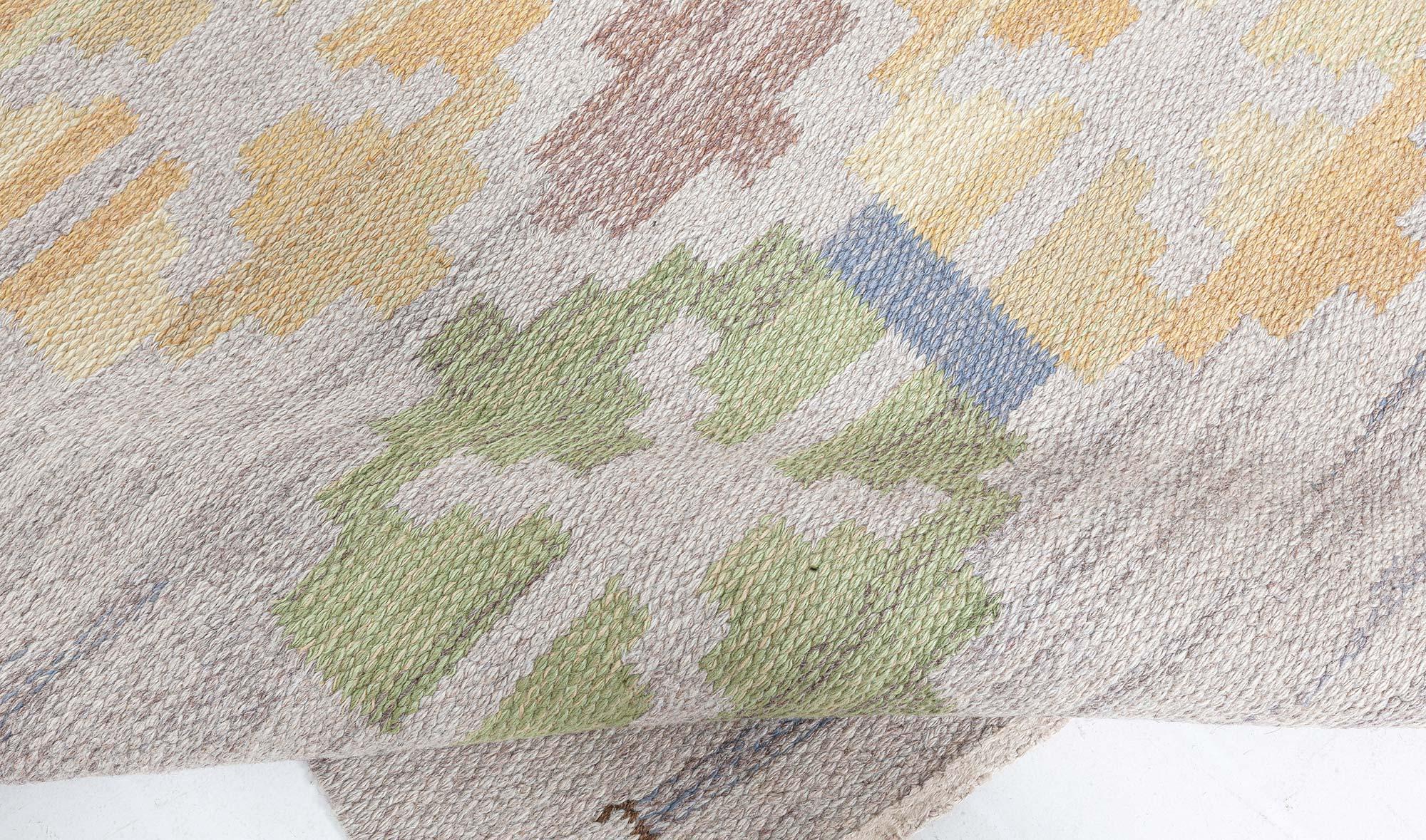 Doris Leslie Blauer schwedischer flacher gewebter Vintage-Teppich von Judith Johansson (Moderne der Mitte des Jahrhunderts) im Angebot