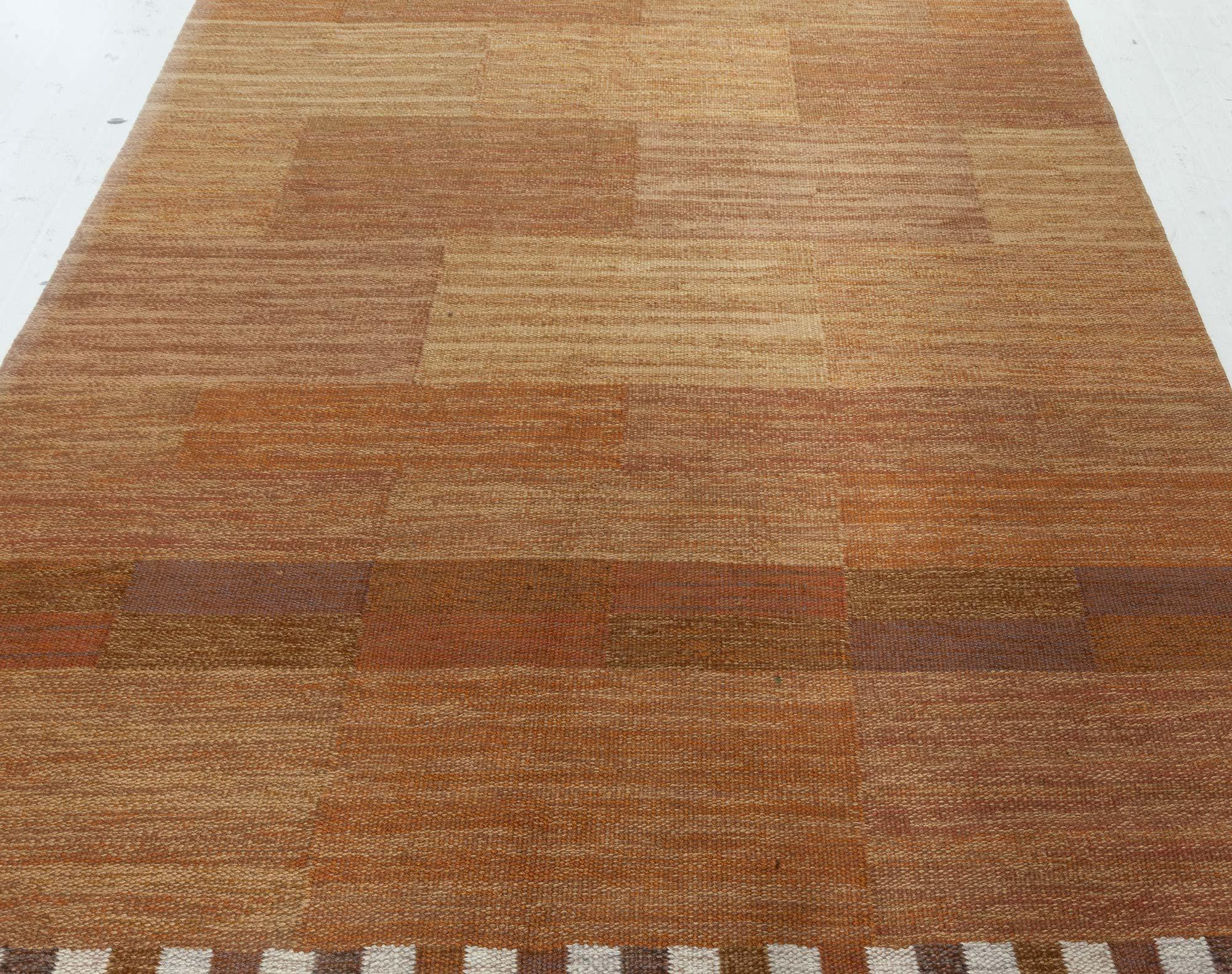 Mid-Century moderno Tappeto Doris Leslie Blau Vintage Swedish Flat Woven di Marianne Richter AB MMF in vendita
