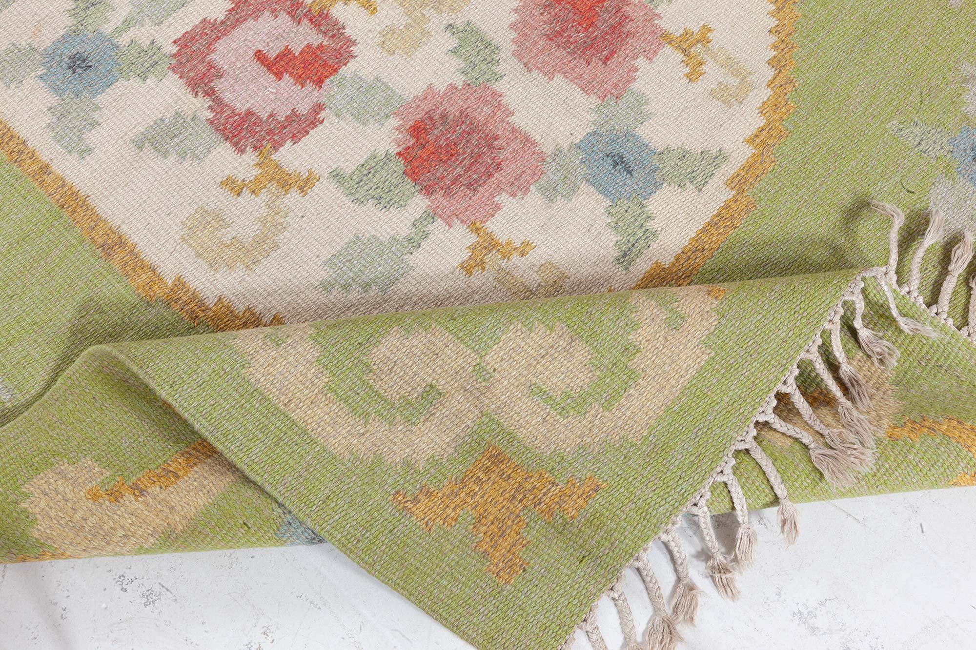 XX secolo Doris Leslie Blau Vintage Swedish Flat Woven Rug by Rakel Carlander in vendita