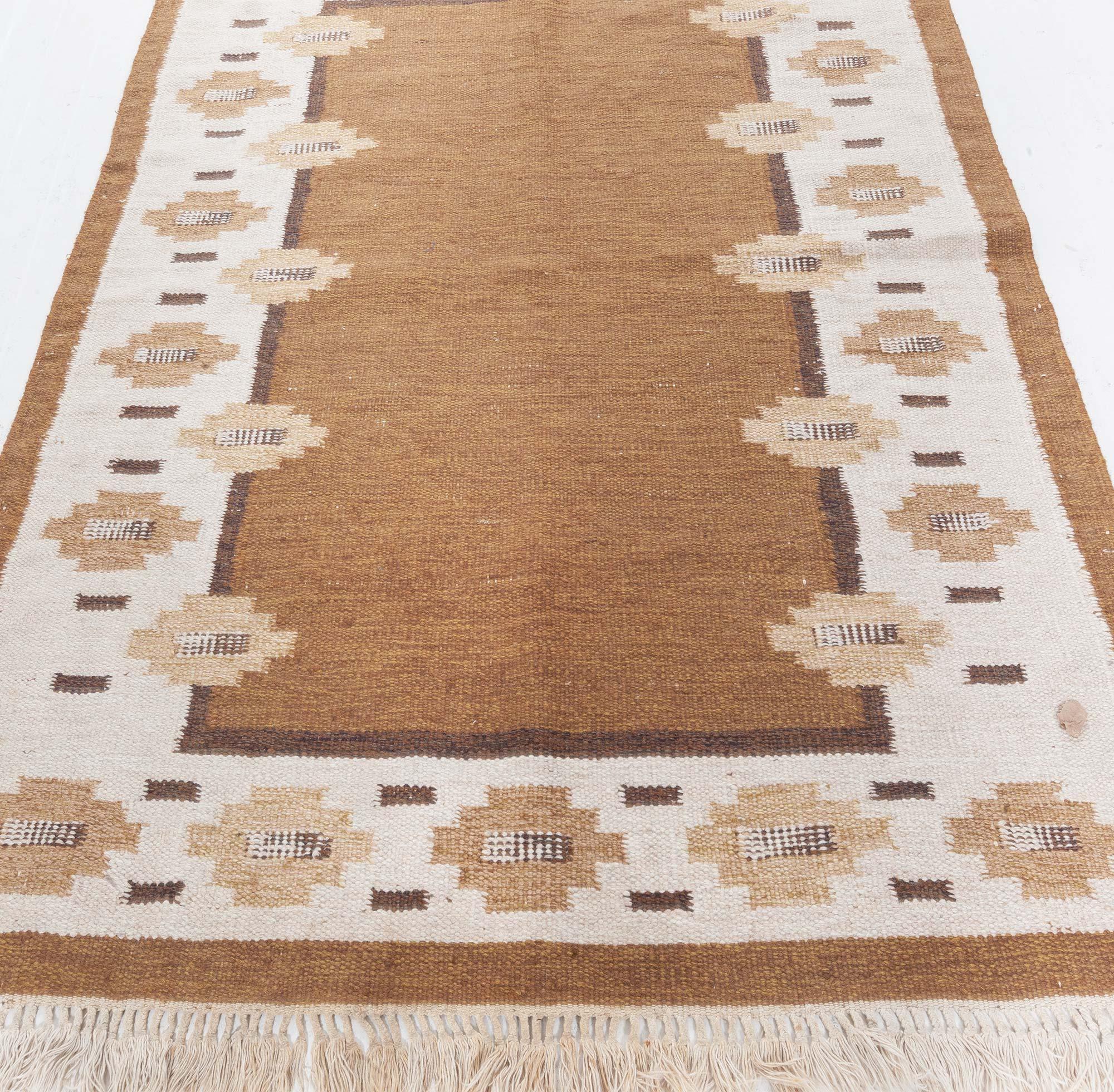 Vintage Swedish Flat Woven Rug
Size: 4'5