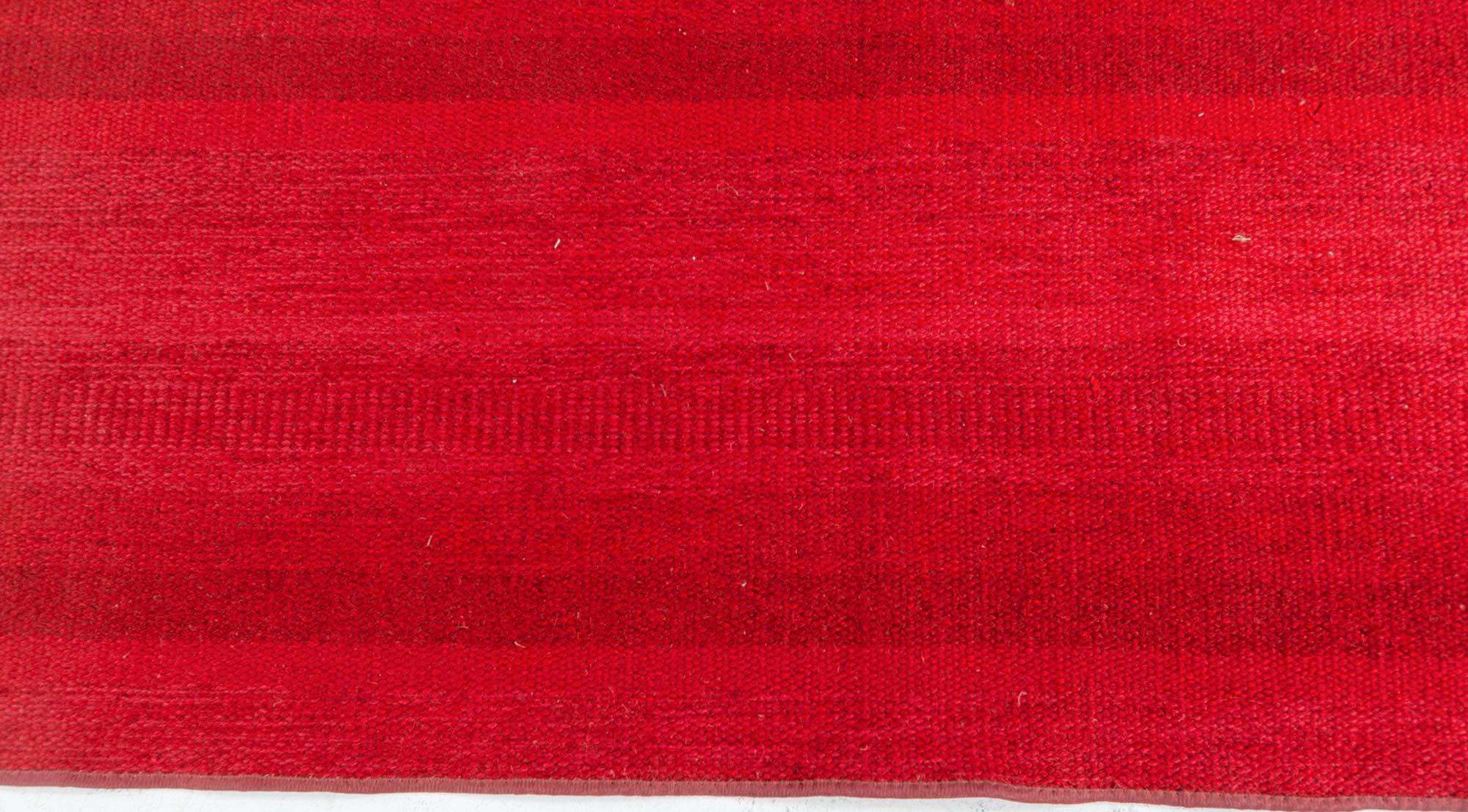 Mid-Century moderno Doris Leslie Blau - Runner vintage in frammenti svedesi nei toni del rosso in vendita