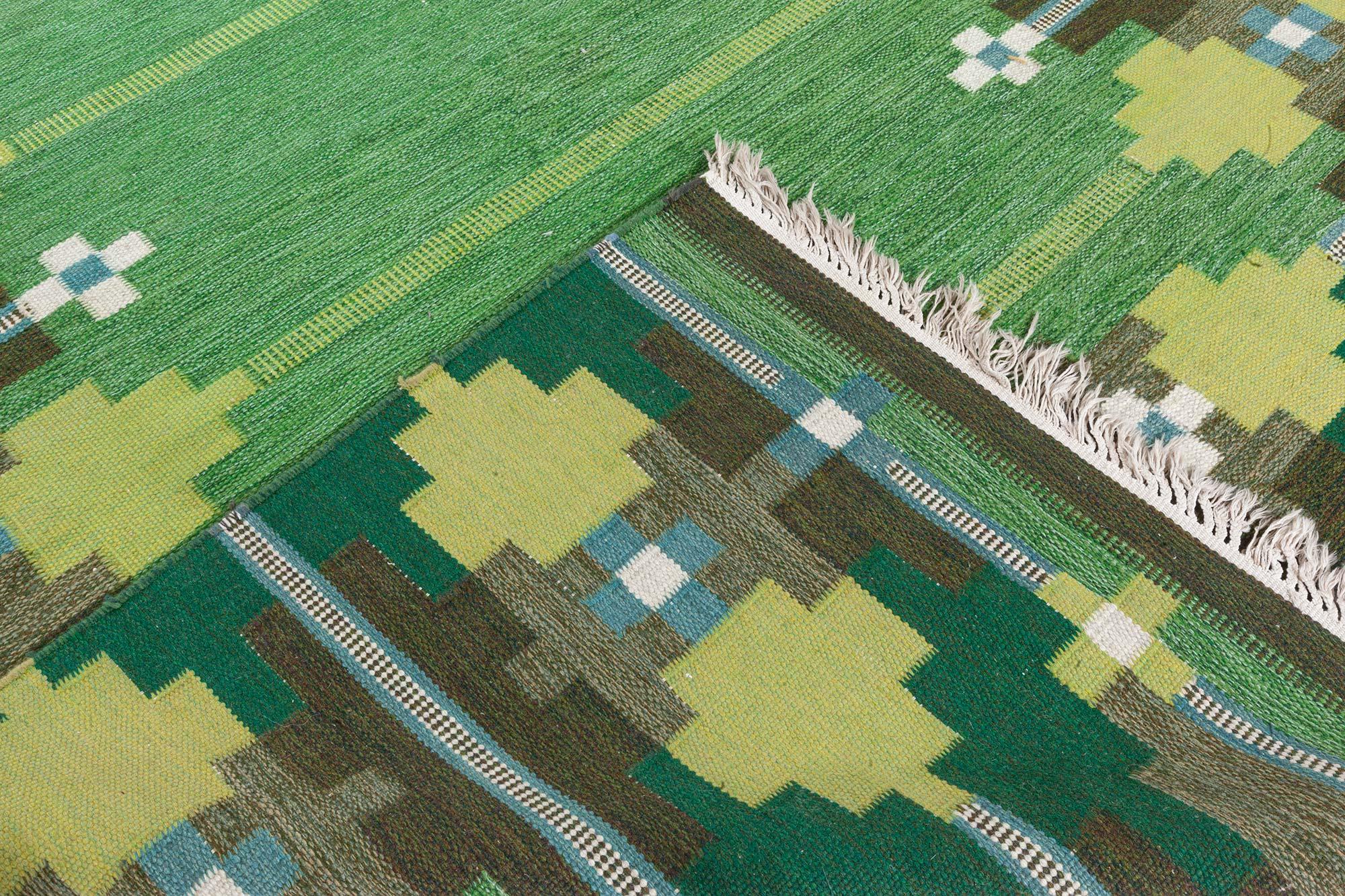 Lana Tappeto svedese vintage Doris Leslie Blau con motivi geometrici e verde intenso in vendita