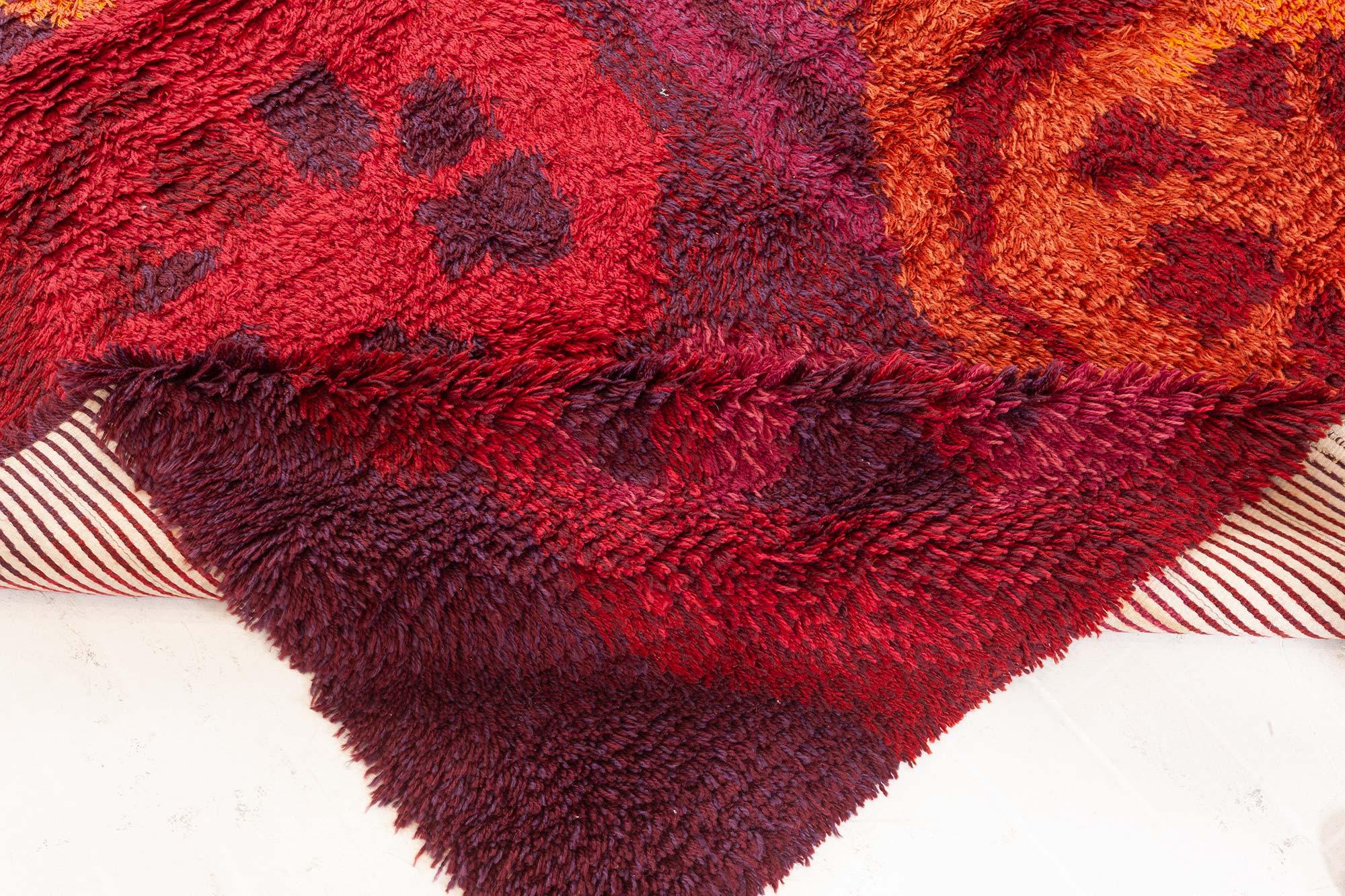 Annodato a mano Tappeto Doris Leslie Blau Vintage Swedish Rya in vendita