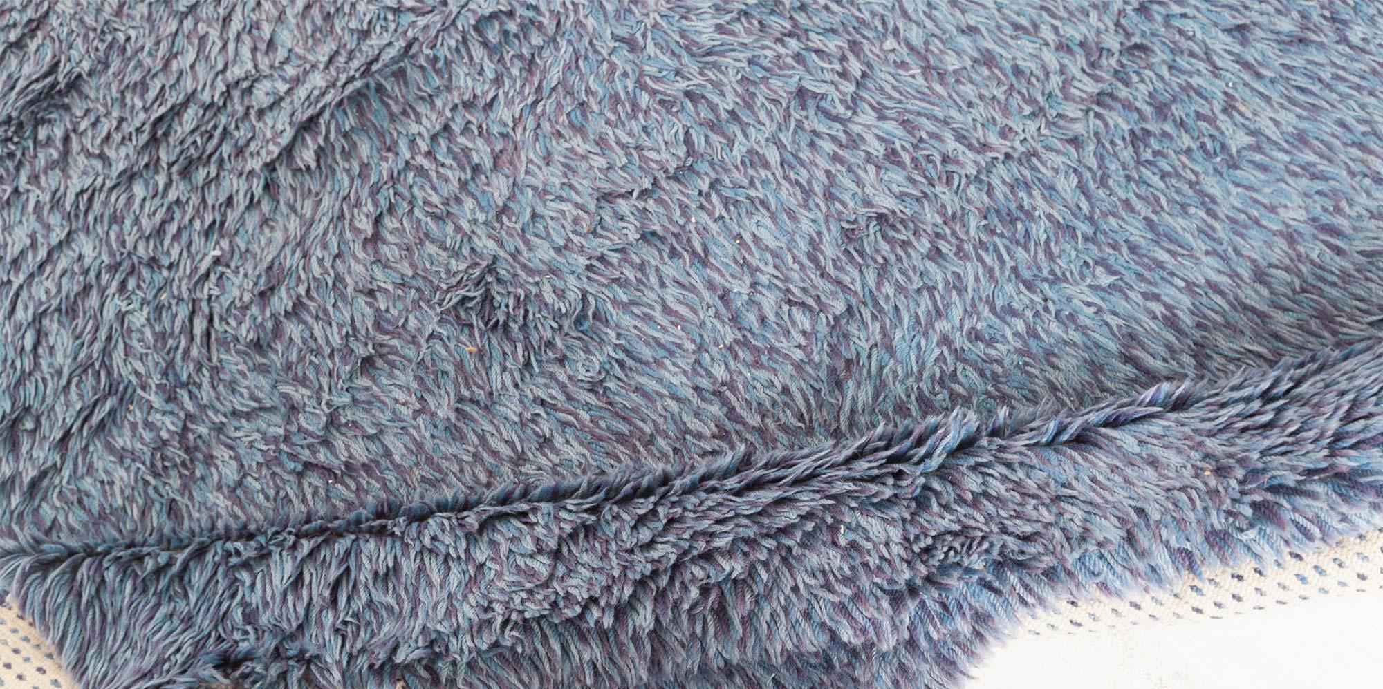 Noué à la main Doris Leslie Blau Vintage Swedish Rya Rug in Blue en vente