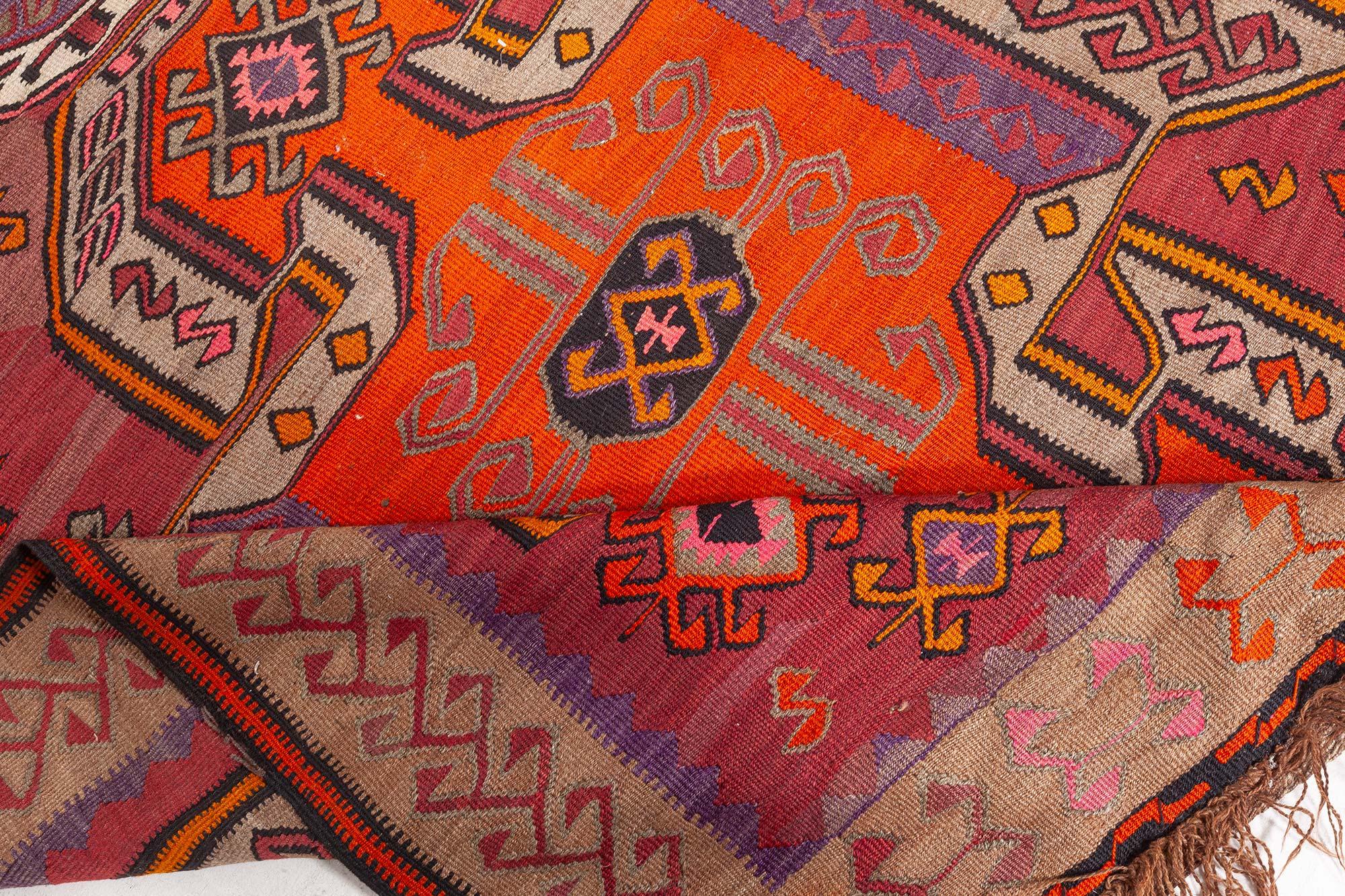 Tapis Kilim turc vintage
Taille : 5'0