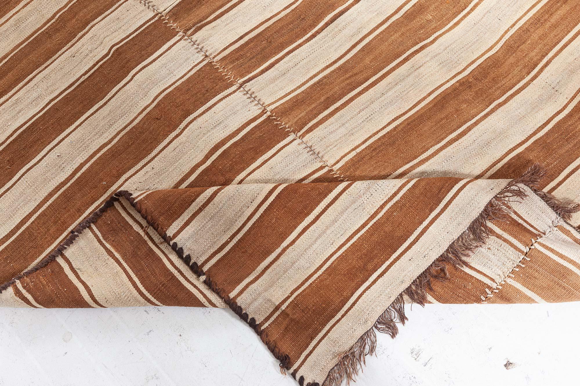 Doris Leslie Blauer türkischer Vintage-Kelim-Teppich (Türkisch) im Angebot