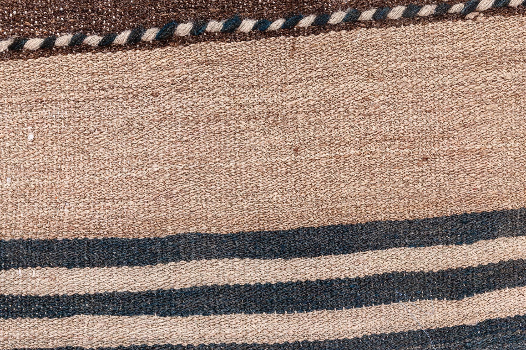 Doris Leslie Blauer türkischer Vintage-Kelim-Teppich im Zustand „Gut“ im Angebot in New York, NY