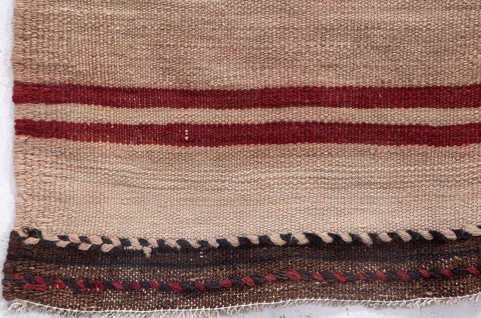 Doris Leslie Blauer türkischer Vintage-Kelim-Teppich (20. Jahrhundert) im Angebot