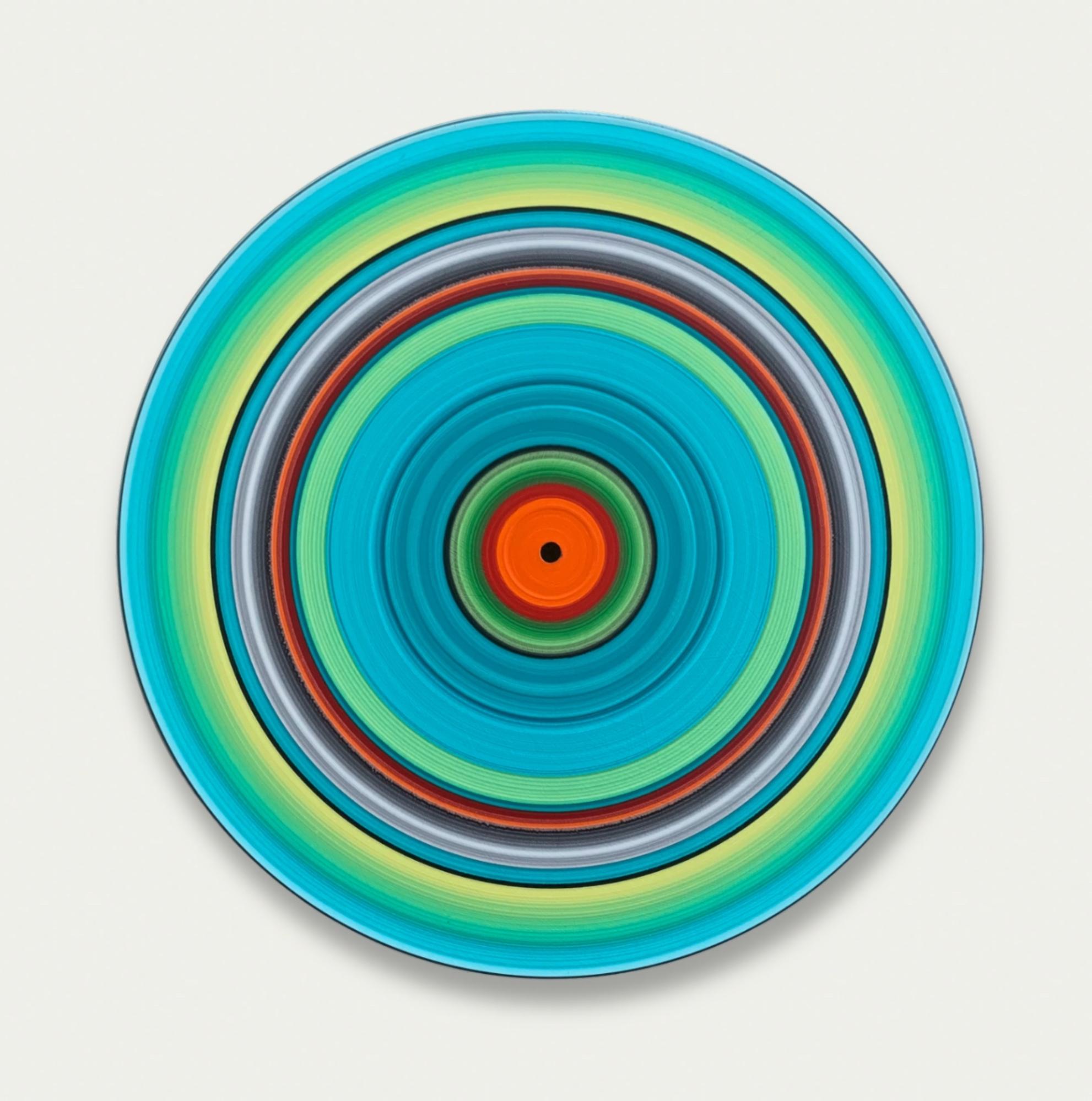 FPE Edition No. 12 è un dipinto unico ad olio su vinile dell'artista contemporanea tedesca Doris Marten, le cui dimensioni sono 30 × 30 cm (11,8 × 11,8 pollici). 
L'opera è firmata, viene venduta senza cornice e viene fornita con un certificato di