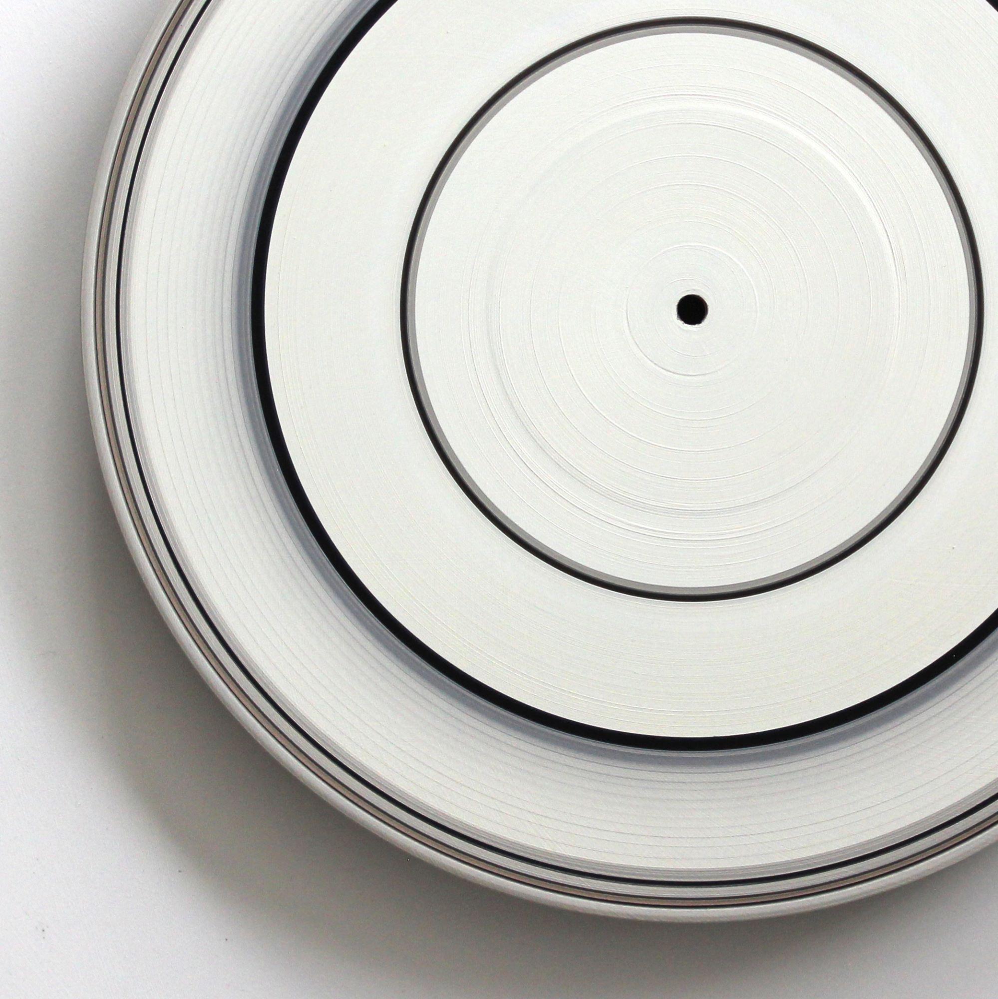SOUND AND VISION – White Quartet by Doris Marten - Installation, black & white For Sale 6