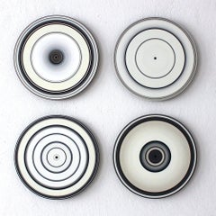 SOUND AND VISION – White Quartet by Doris Marten - Installation, black & white