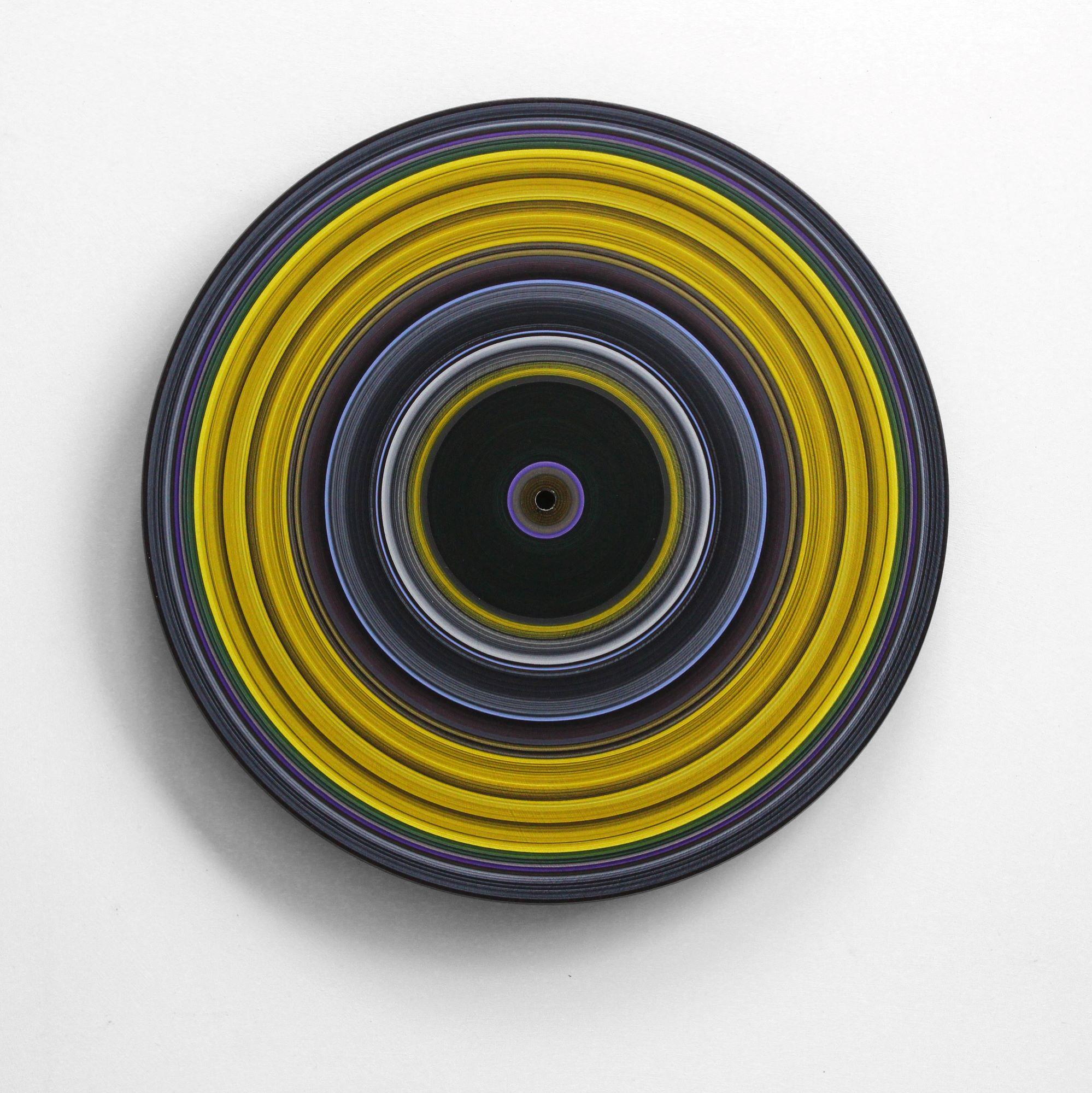 SOUND AND VISION – You called me mellow yellow by Doris Marten - Installation  For Sale 4