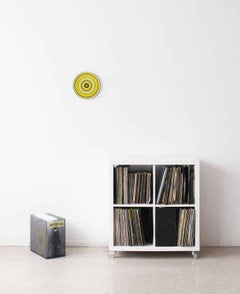 Yellow Edition No. 02m de Doris Marten - Óleo sobre vinilo, música, círculo, vívido