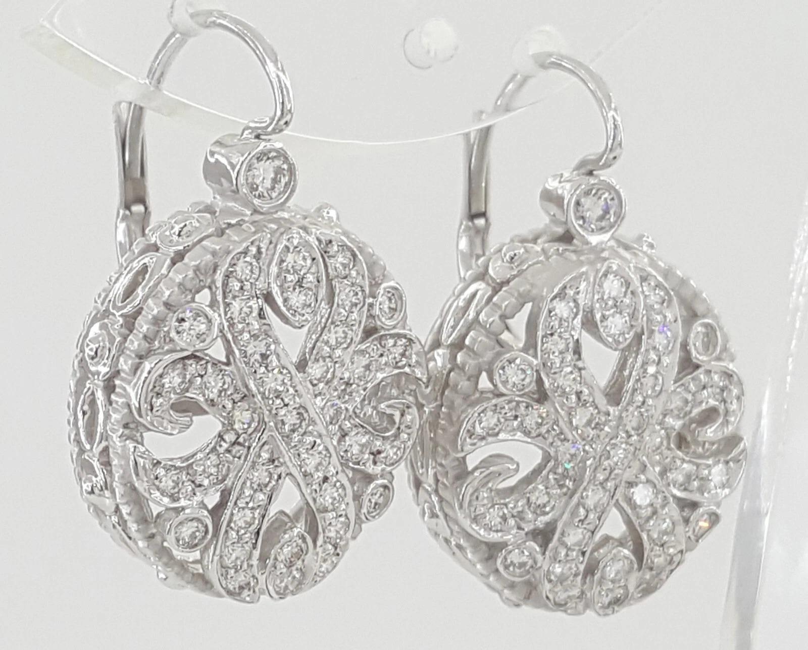 Doris Panos 1 Karat runder Diamant im Brillantschliff Pave Set Blumentropfen-/Dangle-Ohrring (Rundschliff) im Angebot