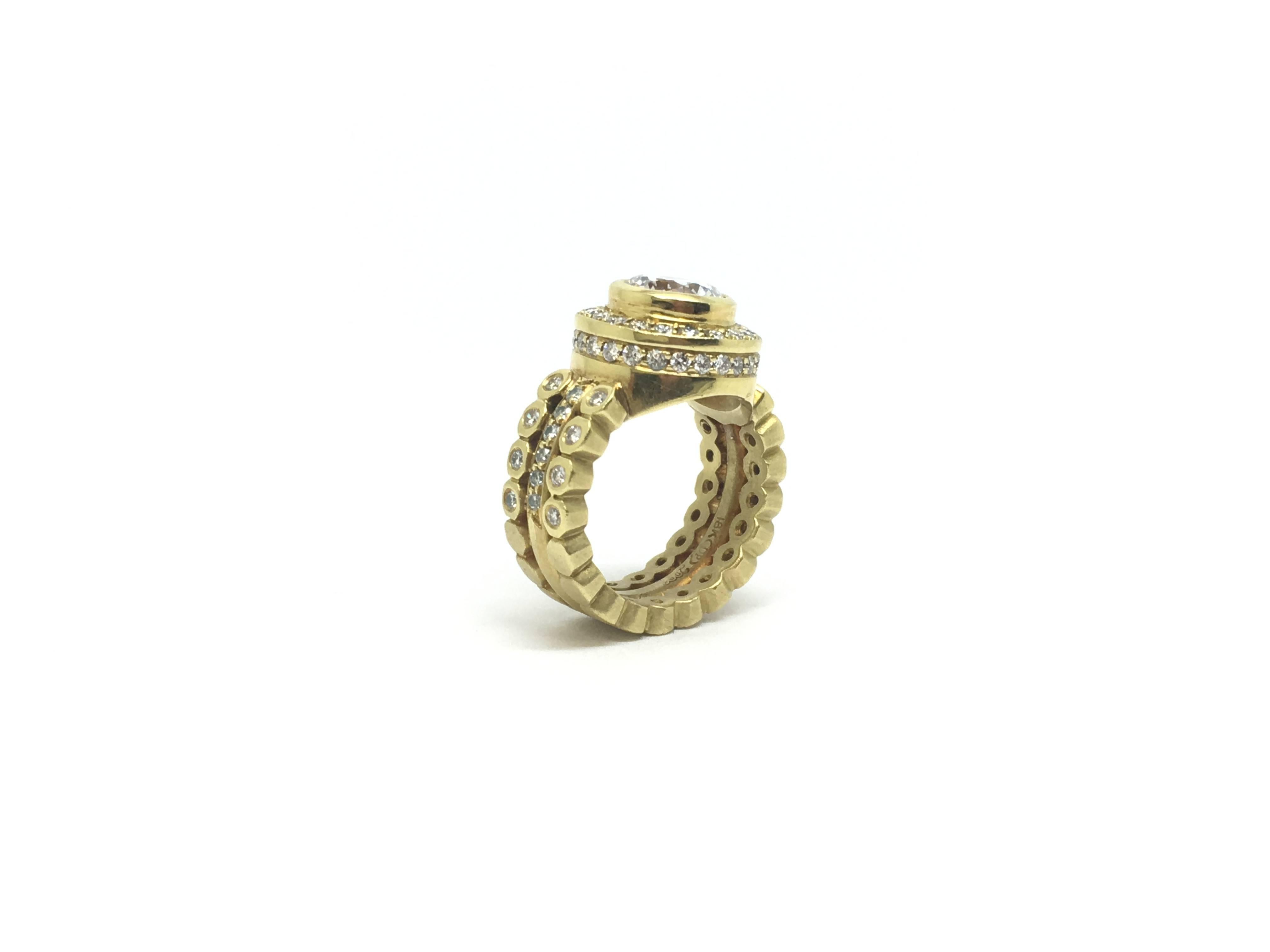 Round Cut Doris Panos 18 Karat Yellow Gold Semi Mount Diamond Ring For Sale