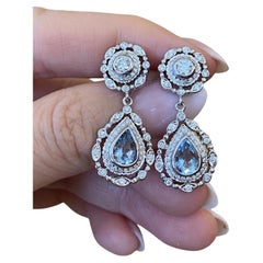 Doris Panos - Pendants d'oreilles aigue-marine et diamant en or blanc 18 carats