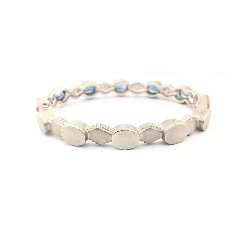 Doris Panos Blue Sapphire and Diamonds Ladies Bangle BR607SA In New Condition In Wilmington, DE