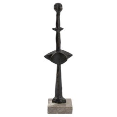 Escultura de bronce "Magische Figur" de Doris Rucker