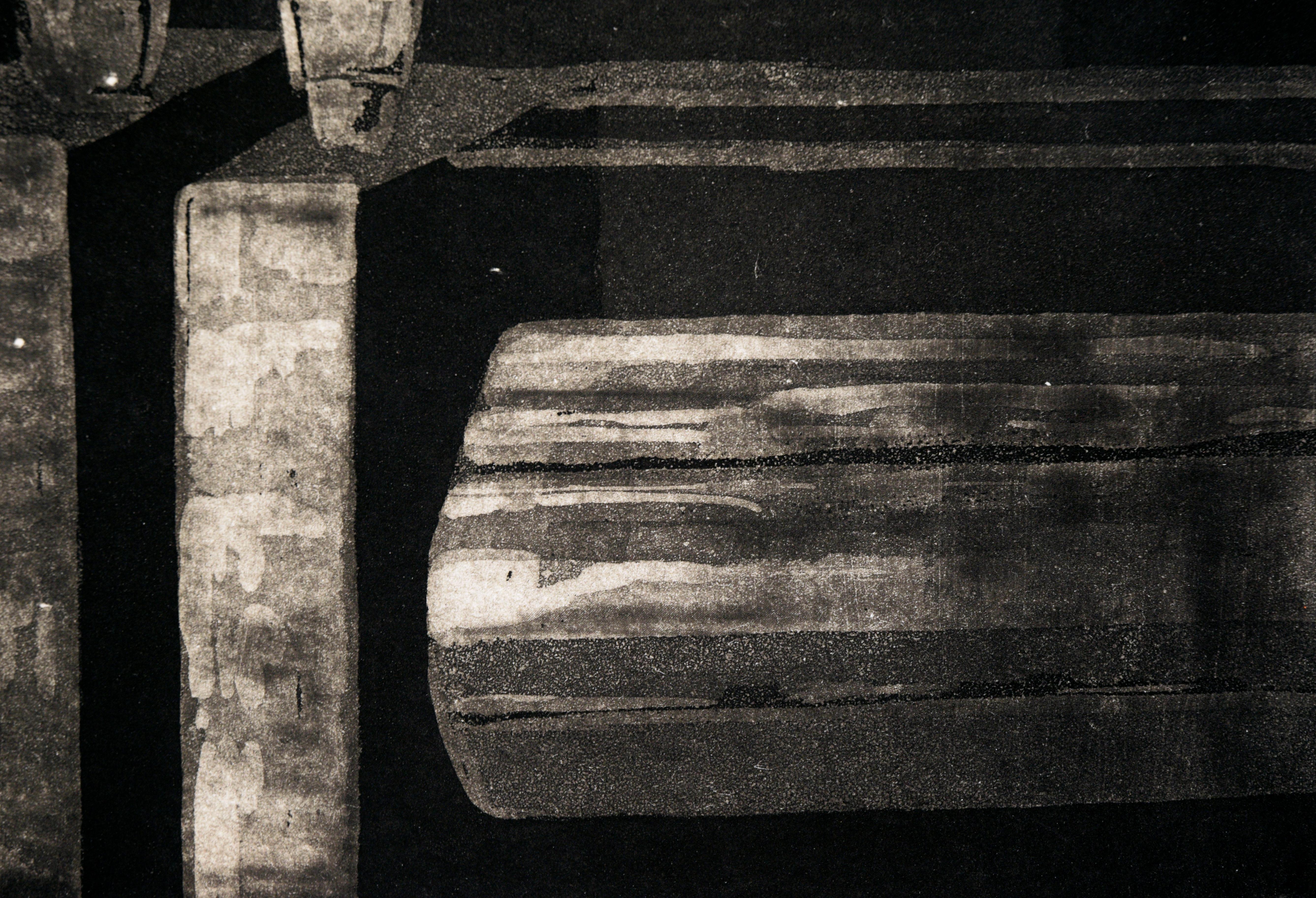 „Press Two“ - Artist''s Proof-Radierung mit Tinte auf Papier (Schwarz), Interior Print, von Doris Warner