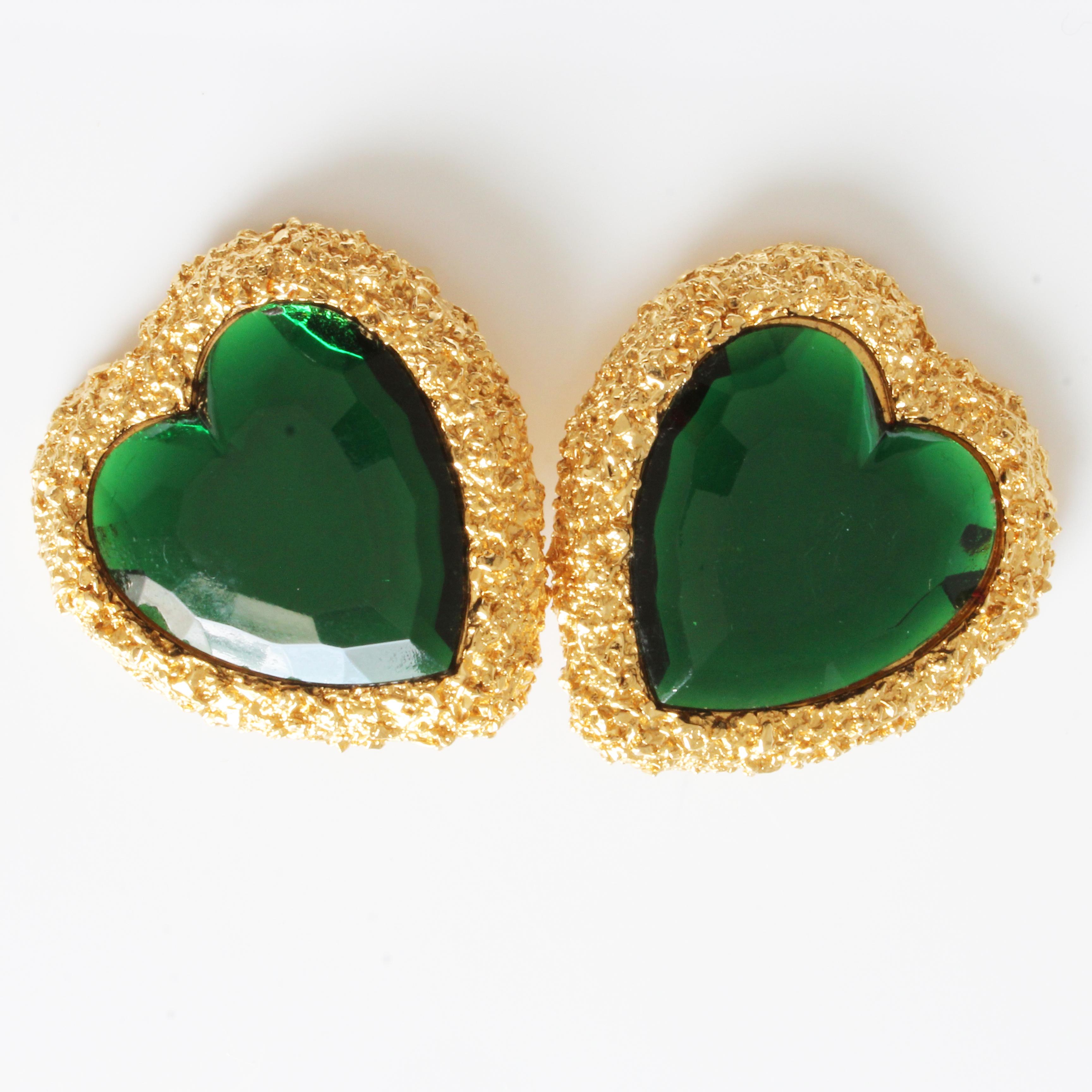 D'Orlan Earrings Oversized Heart Shape Statement Emerald Green and Gold 1980s In Good Condition For Sale In Port Saint Lucie, FL