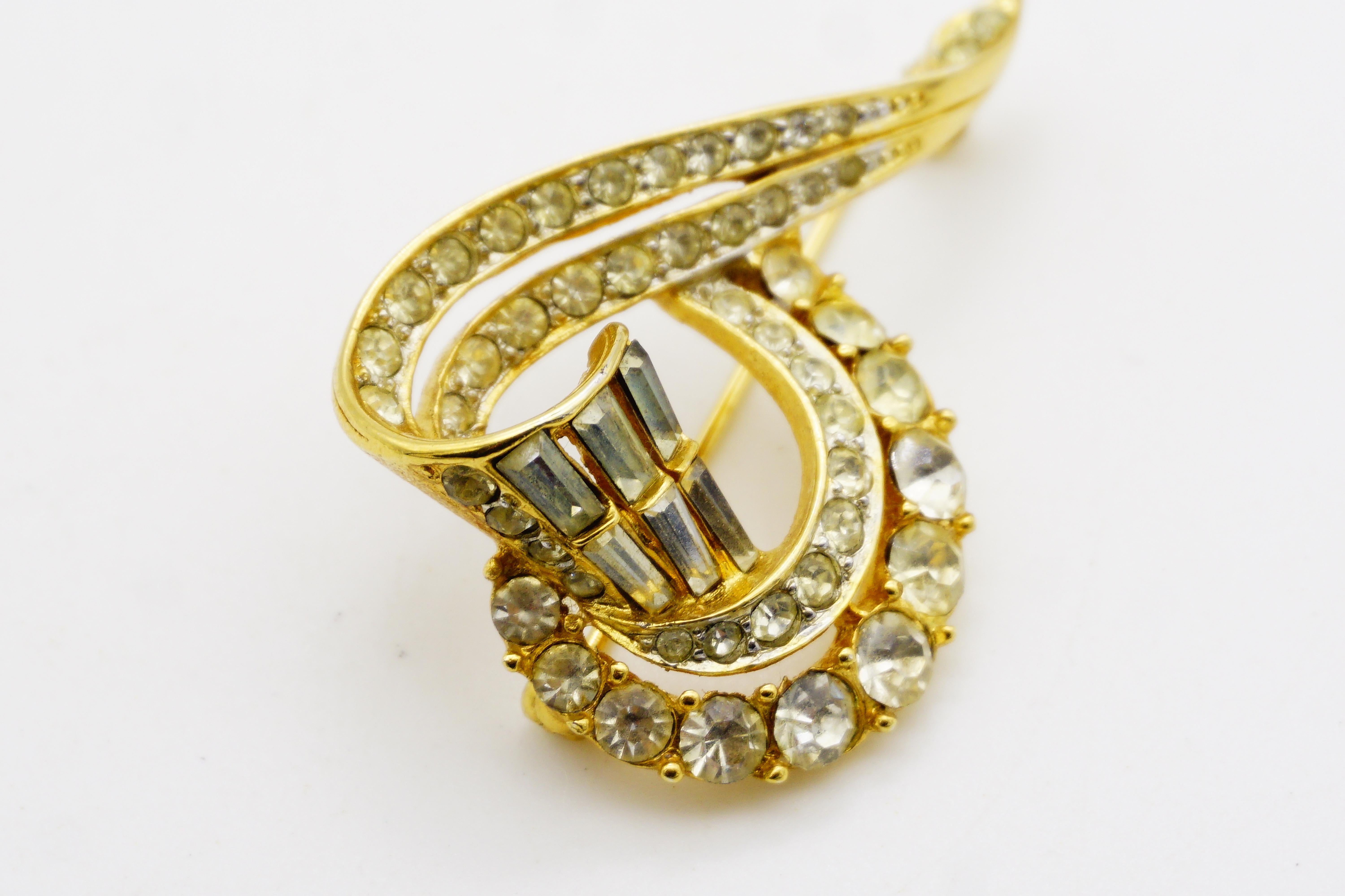 D'Orlan Vintage 1980s Double Heart Love Whole Crystals Rectangle Circle Brooch For Sale 7