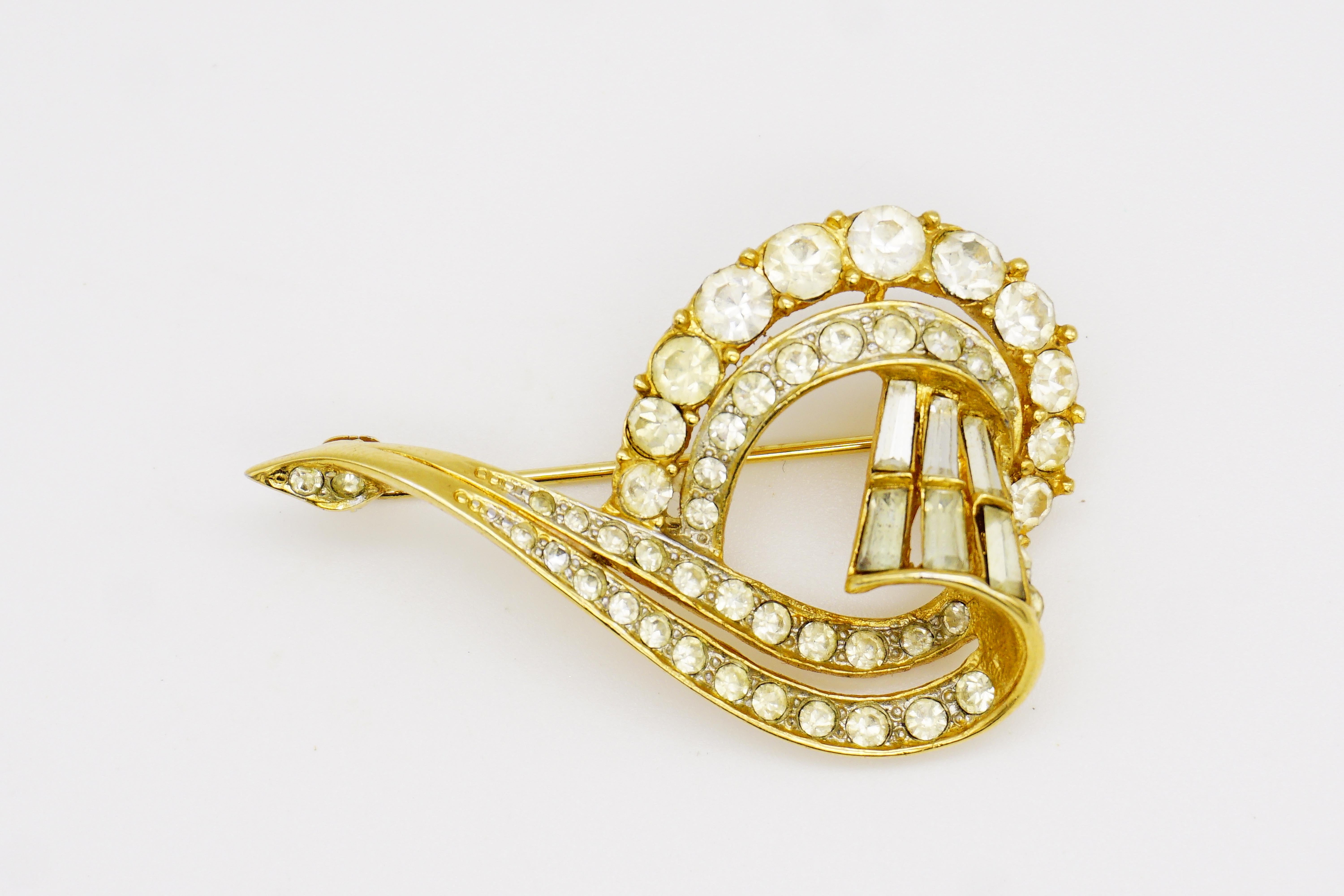 D'Orlan Vintage 1980s Double Heart Love Whole Crystals Rectangle Circle Brooch For Sale 4