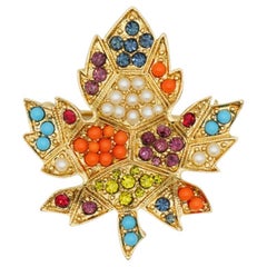 D
Orlan Vintage 1980s Ahornblatt Koralle Perle Türkis Kristalle Cabochon Brosche