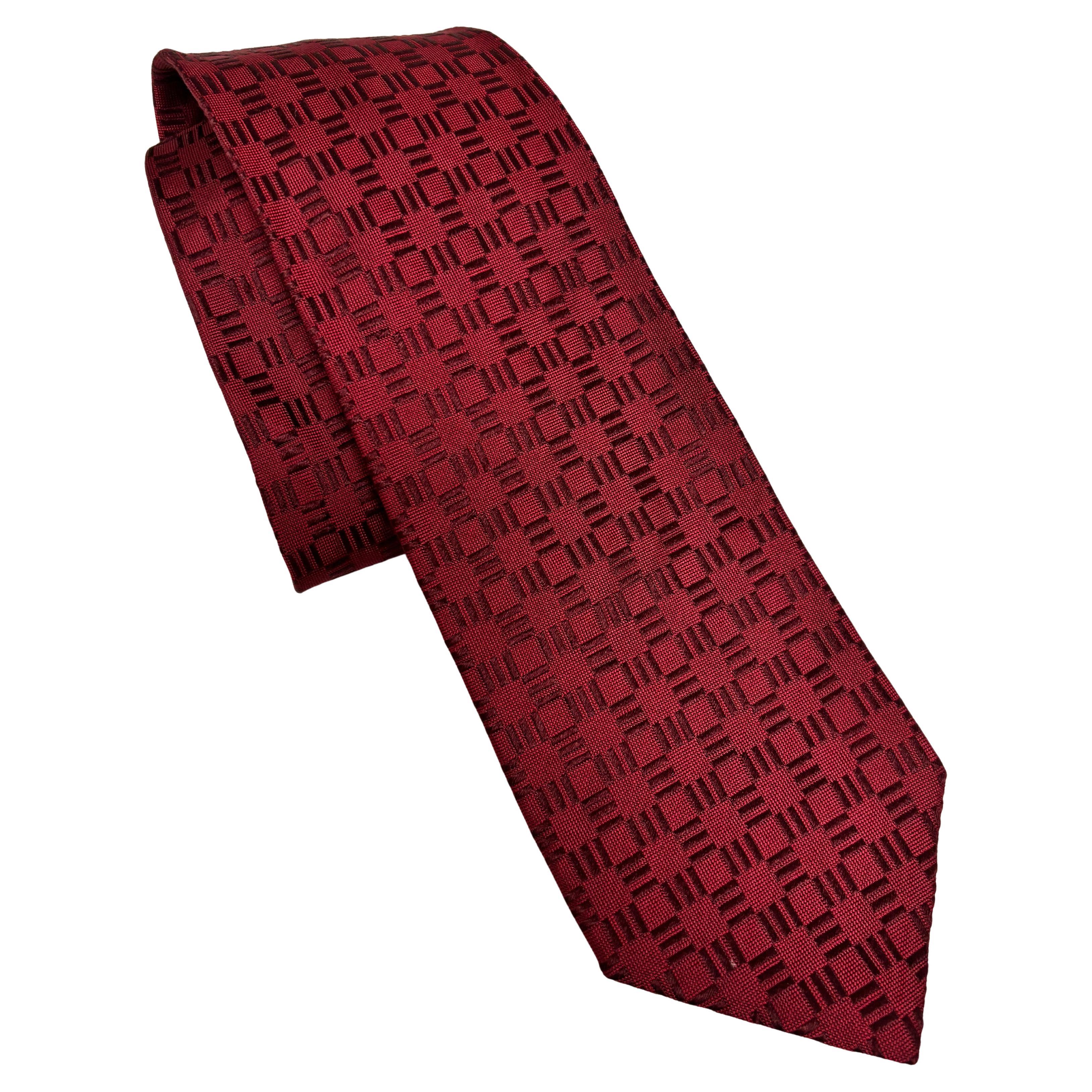 Dormeuil Men
s Red Silk Neck Tie Made in France