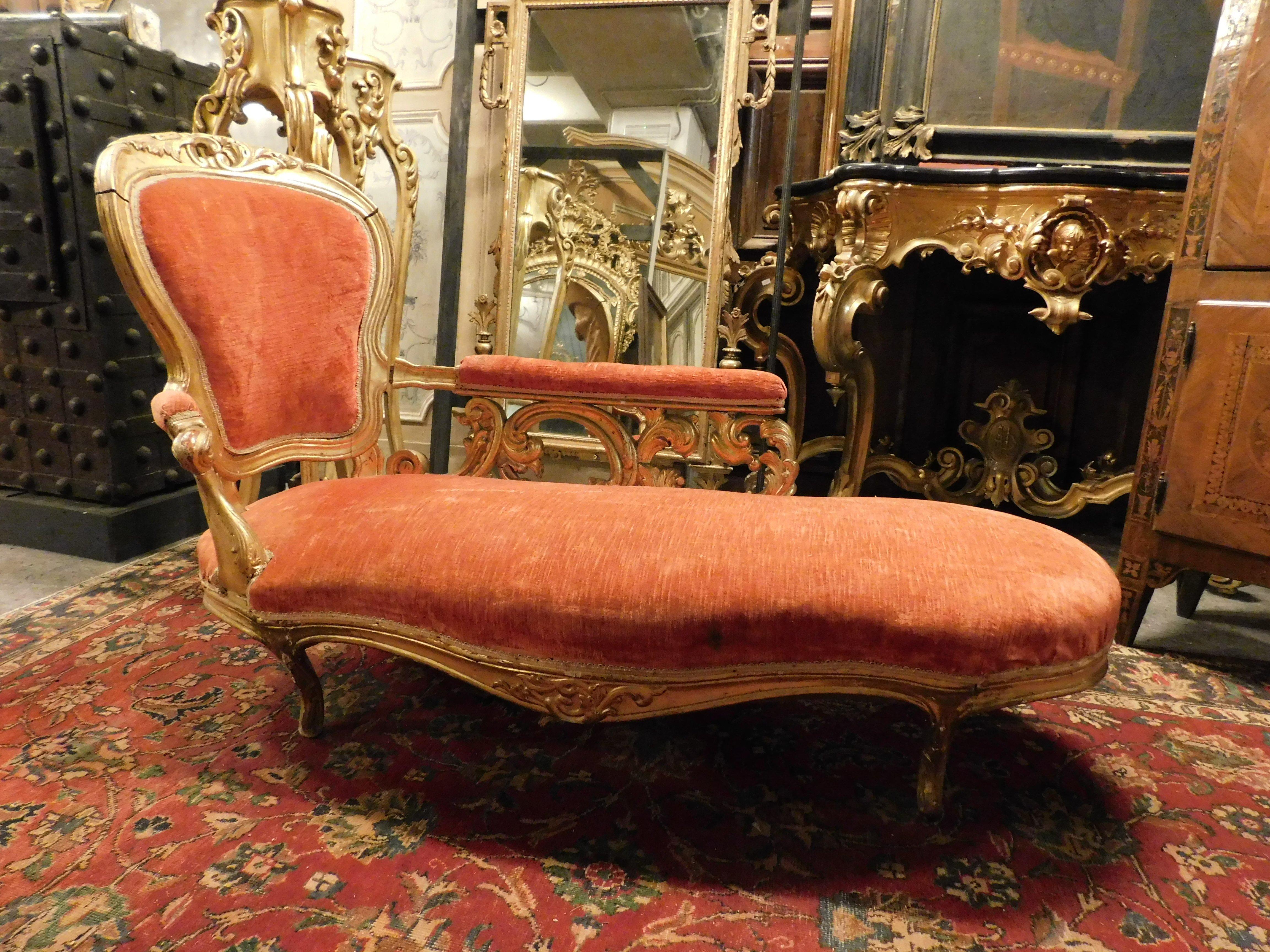 Dormeuse, chaise longue sofa in gilded wood and velvet, France In Good Condition In Cuneo, Italy (CN)