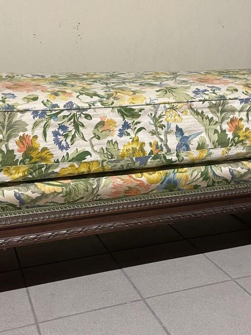 Dormeuse in legno di noce intagliato di fine '800 For Sale 7